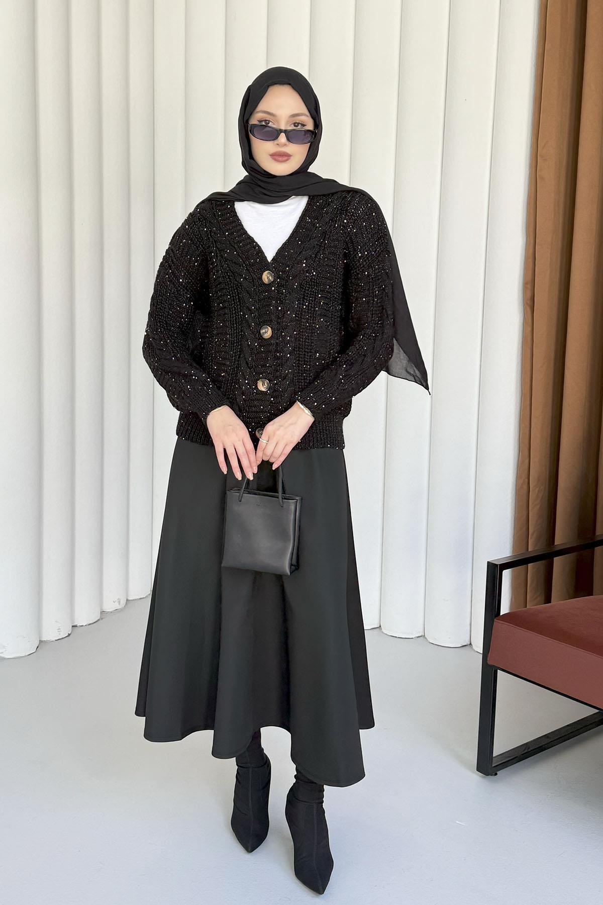 Örgü Detaylı Dört Düğmeli Balon Kol Triko Hırka-SİYAH