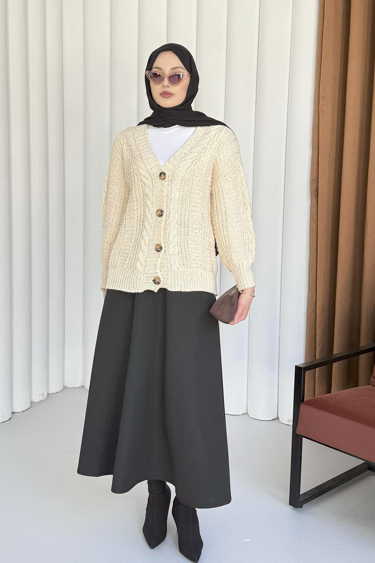 Örgü Detaylı Dört Düğmeli Balon Kol Triko Hırka-EKRU