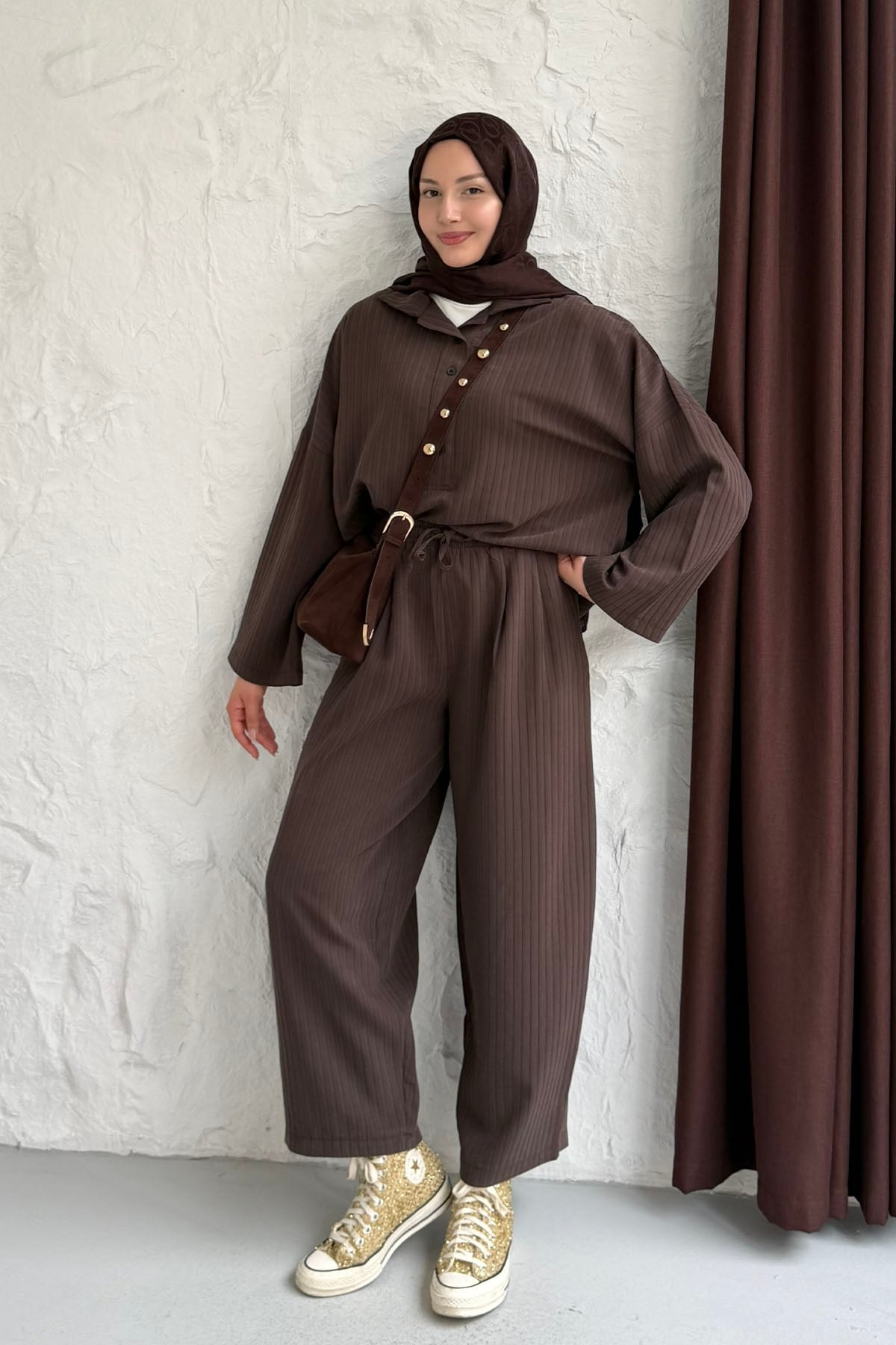 Oversize Gömlekli Pantolonlu Tesettür Takım-KAHVERENGİ