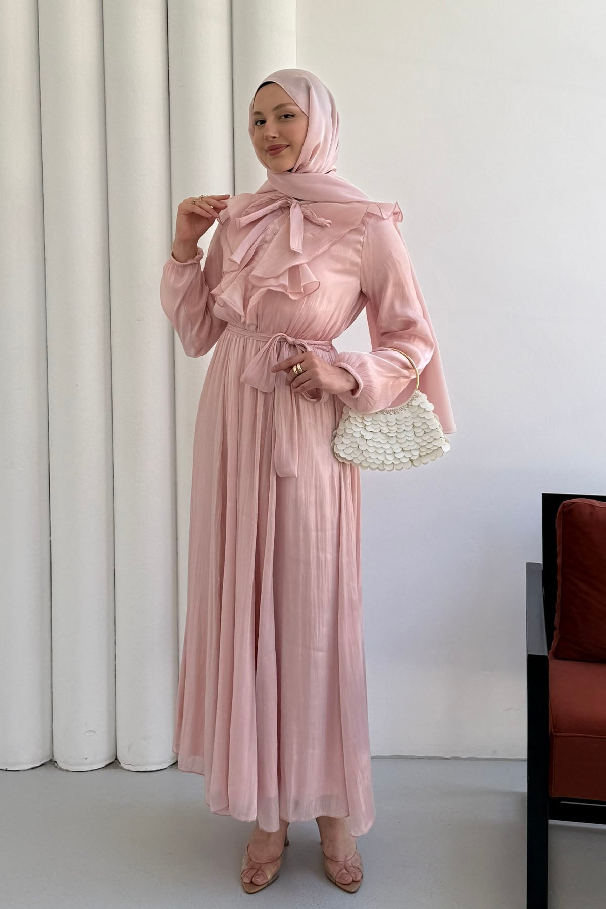 Premium Janjan Kumaş Yarım Düğmeli Tesettür Elbise-PEMBE