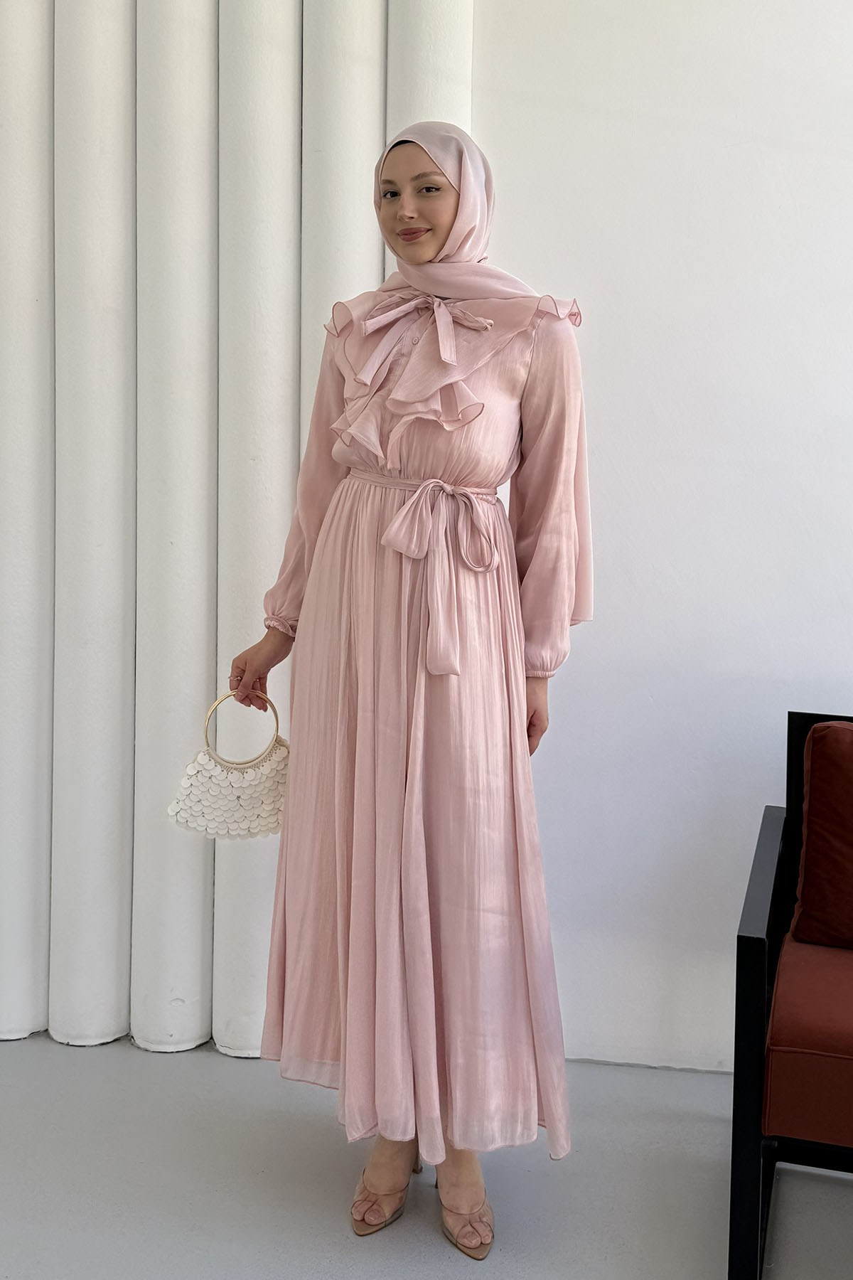 Premium Janjan Kumaş Yarım Düğmeli Tesettür Elbise-PEMBE