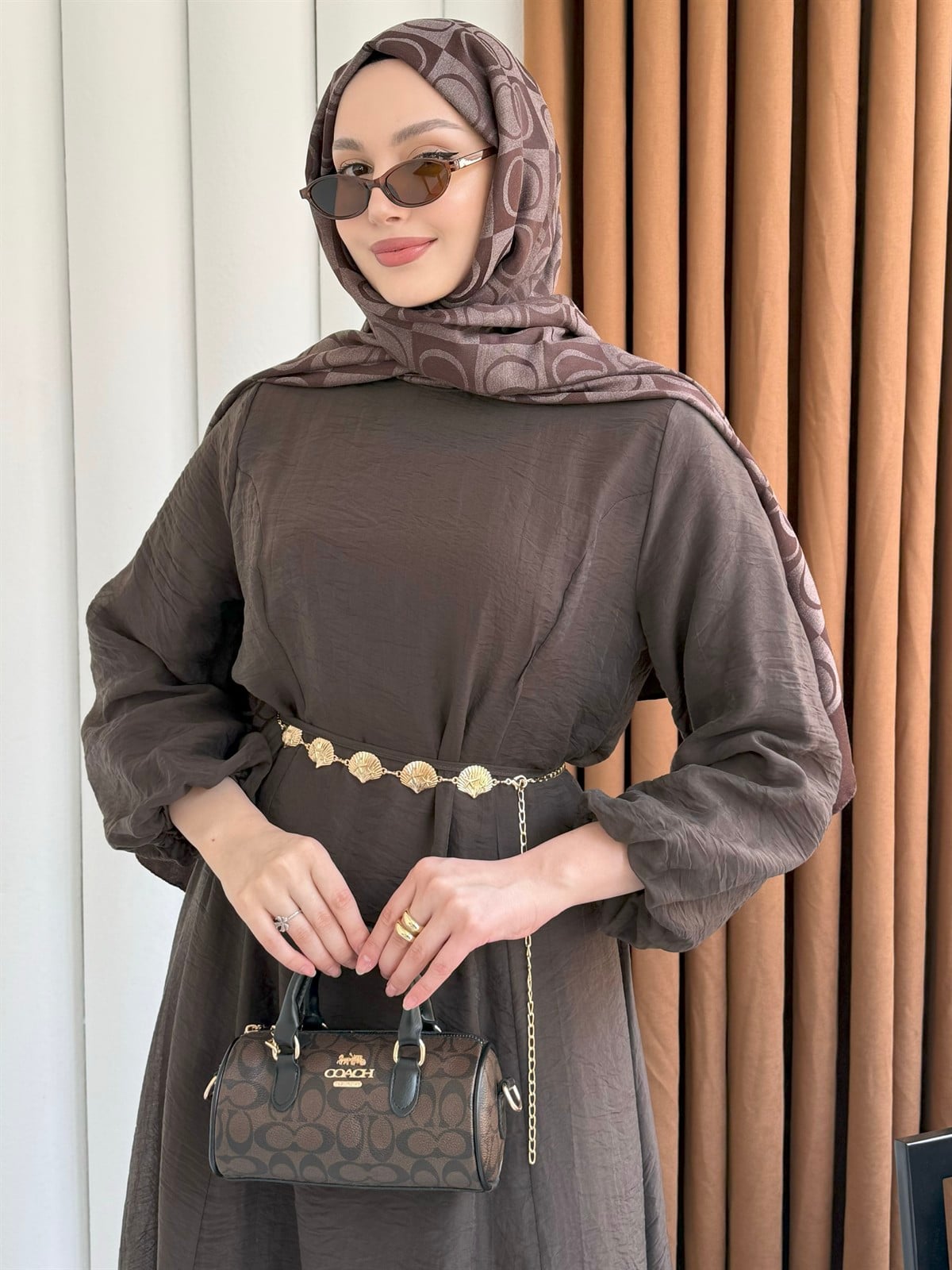 Premium Modal Kumaş Zincir Detaylı Tesettür Elbise-KAHVERENGİ