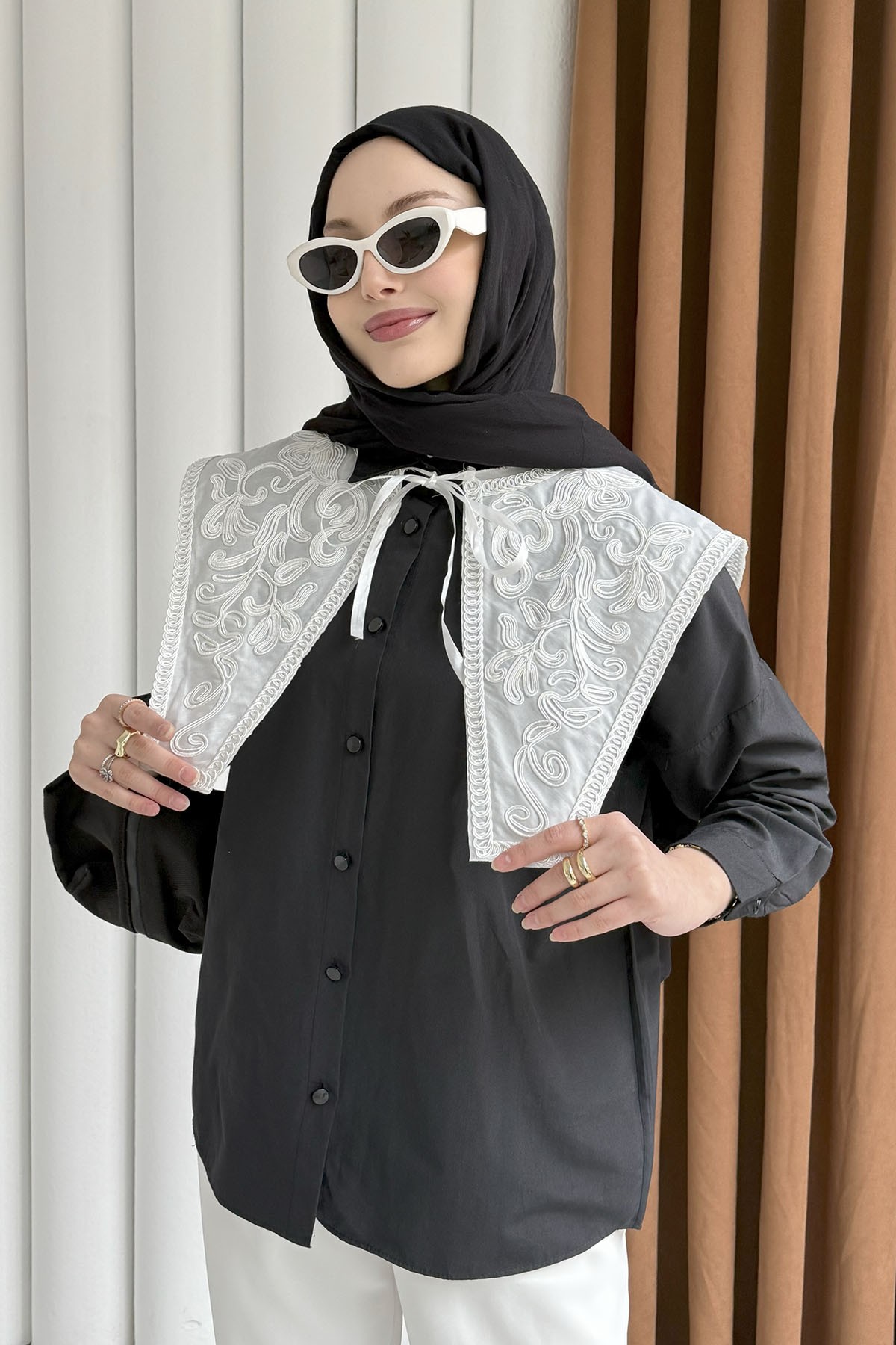 Premium Nakışlı Yaka Detaylı Gömlek-SİYAH