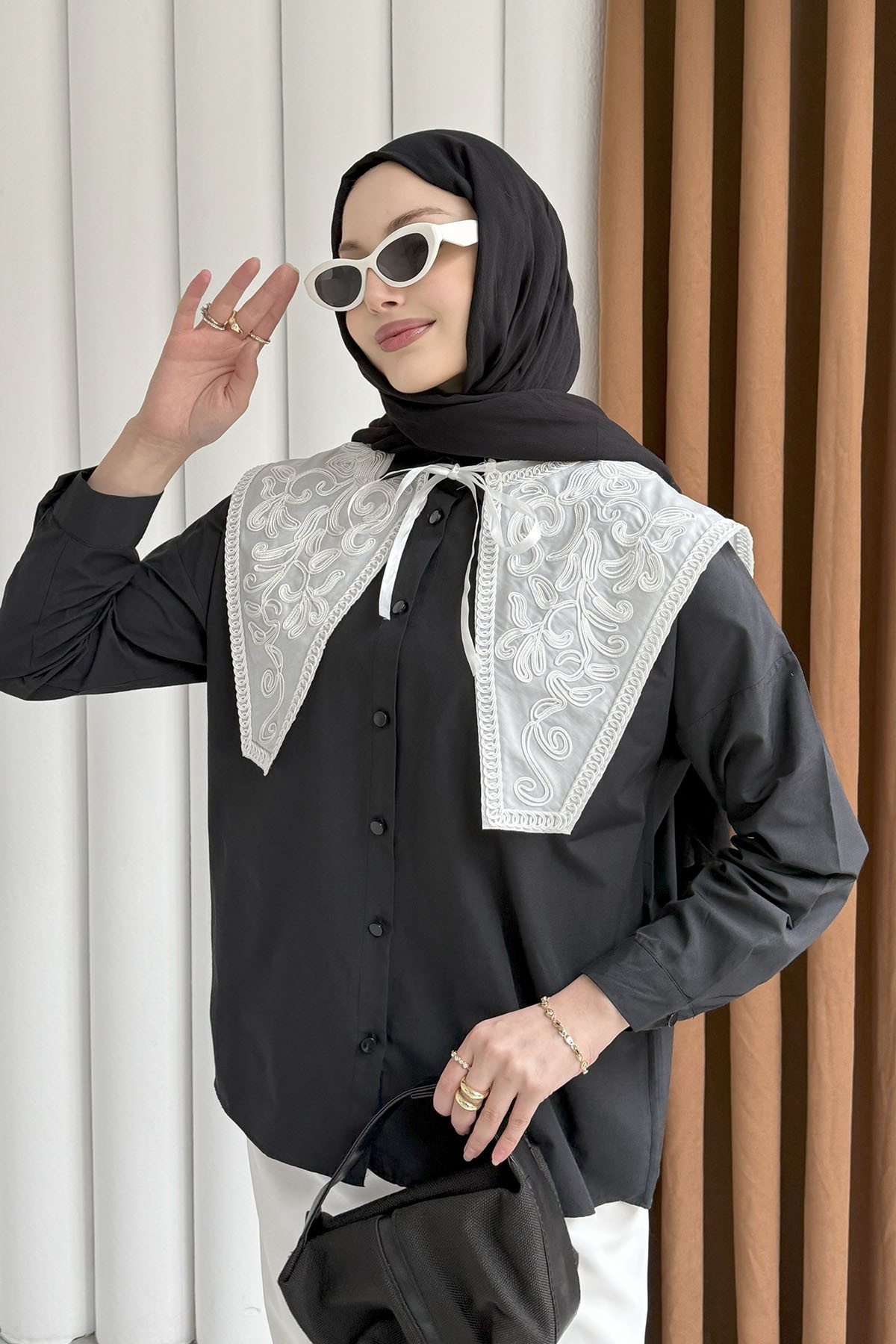 Premium Nakışlı Yaka Detaylı Gömlek-SİYAH