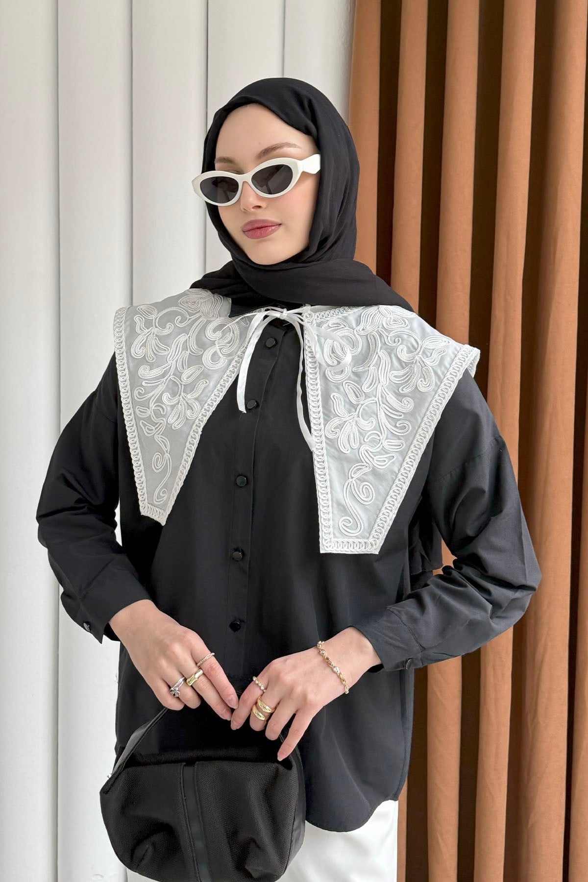 Premium Nakışlı Yaka Detaylı Gömlek-SİYAH