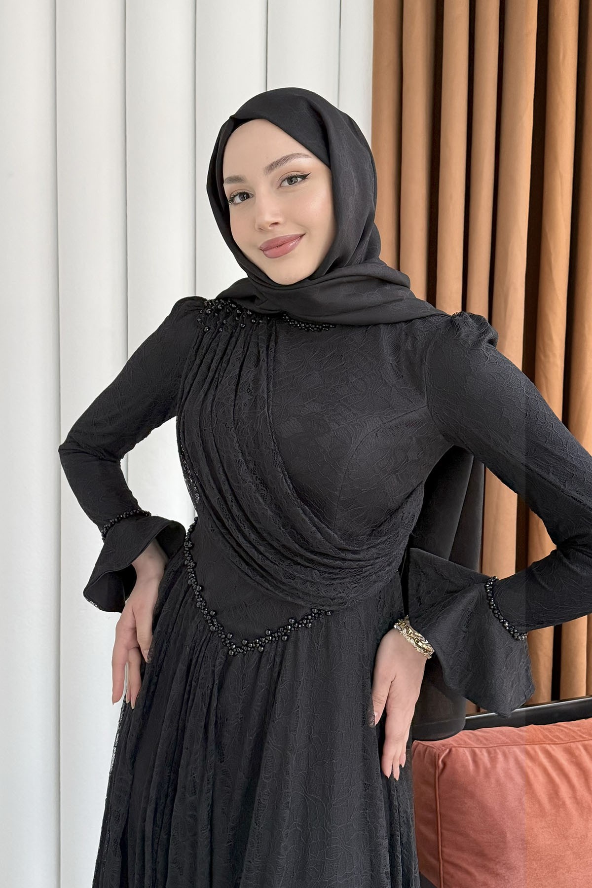 Premium Taş İşlemeli Dökümlü Yaka Tesettür Abiye-SİYAH