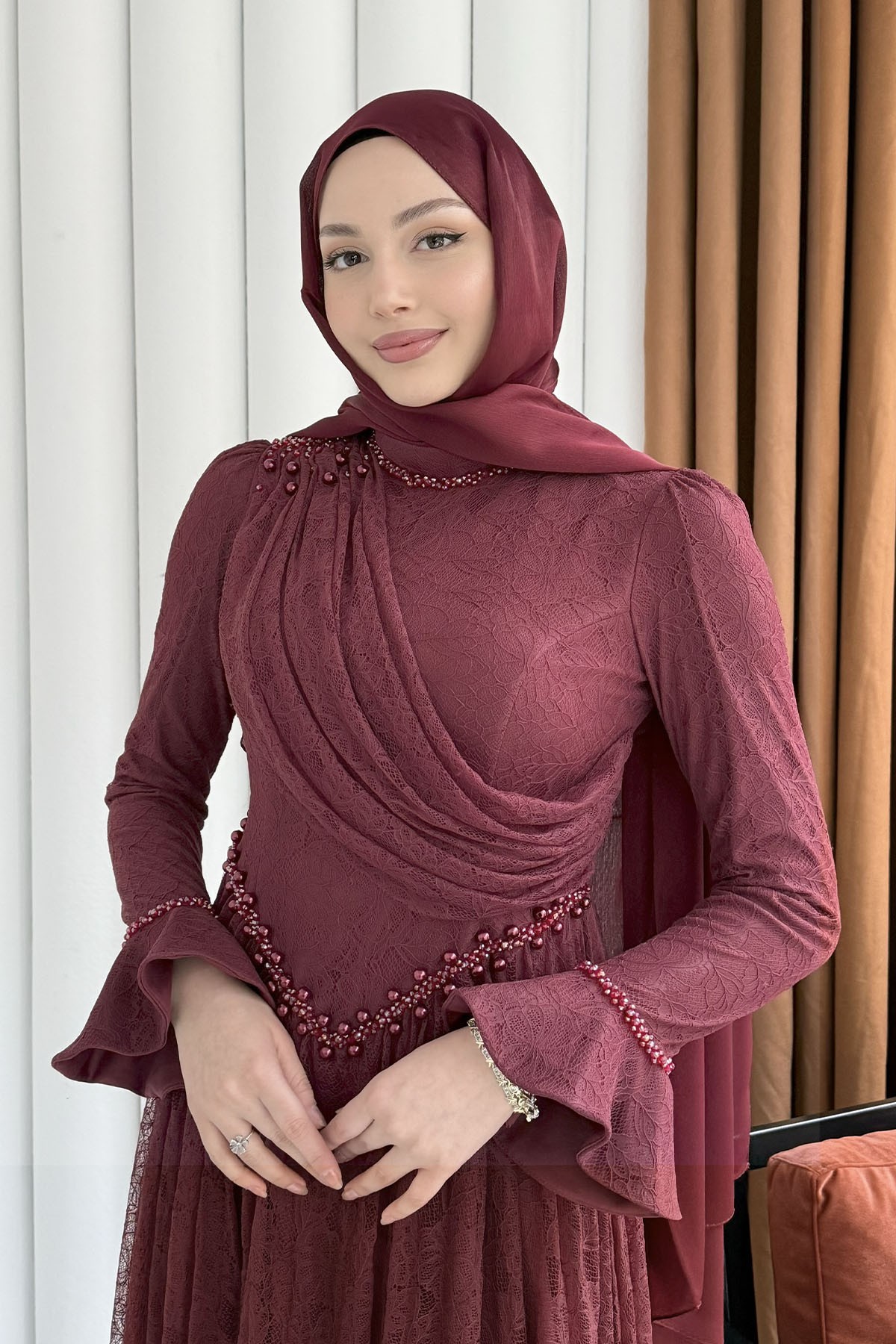Premium Taş İşlemeli Dökümlü Yaka Tesettür Abiye-BORDO