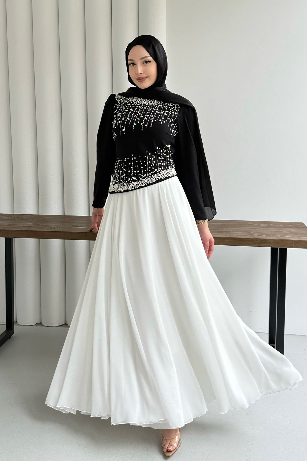 Premium Üst Taş İşlemeli Tesettür Abiye-SİYAH