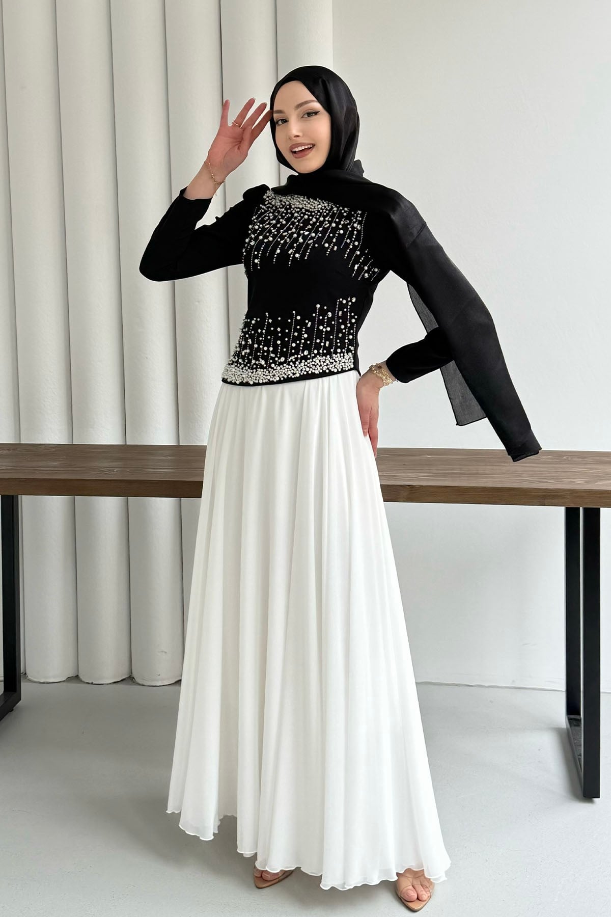 Premium Üst Taş İşlemeli Tesettür Abiye-SİYAH