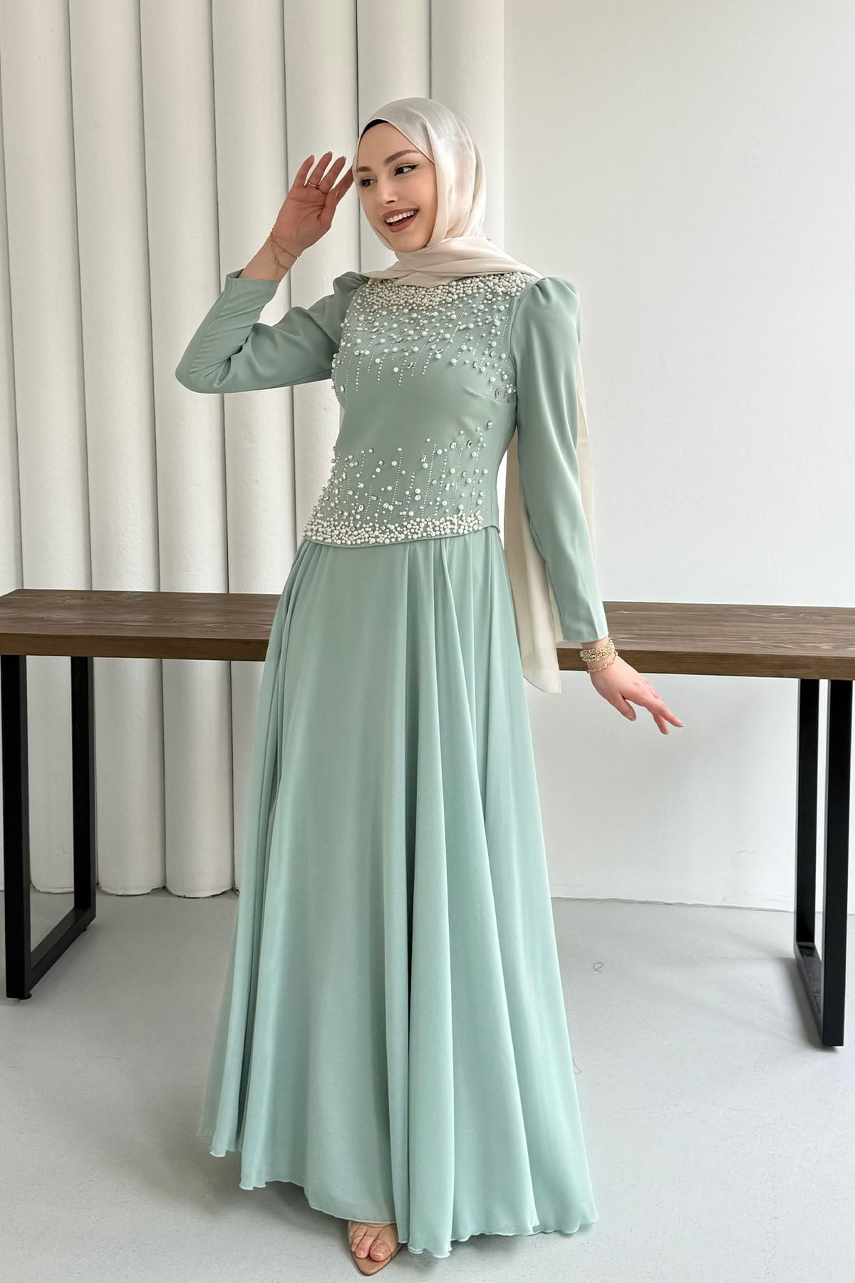 Premium Üst Taş İşlemeli Tesettür Abiye-MİNT YEŞİLİ