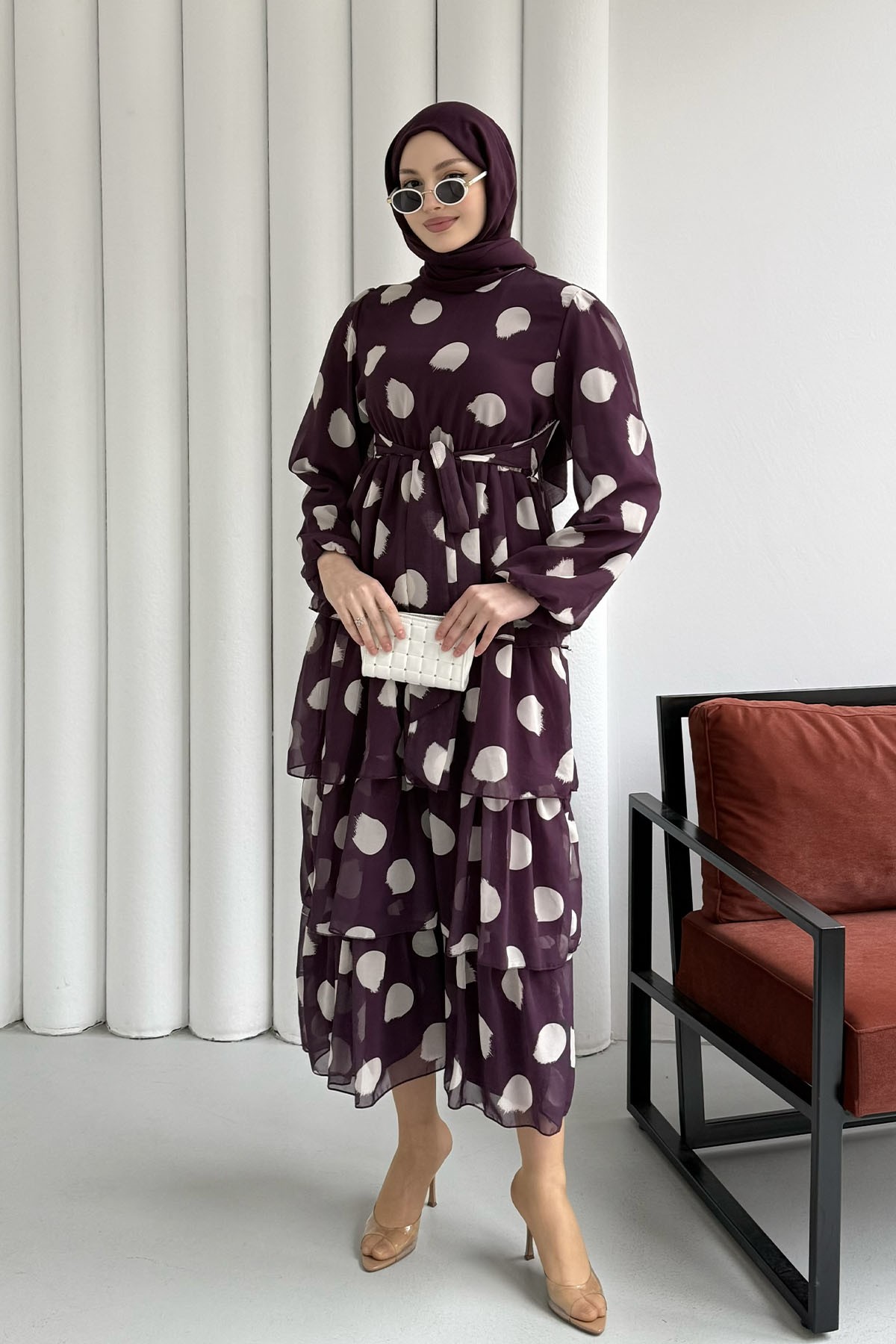 Puantiyeli Kat Katlı Şifon Tesettür Elbise-MÜRDÜM