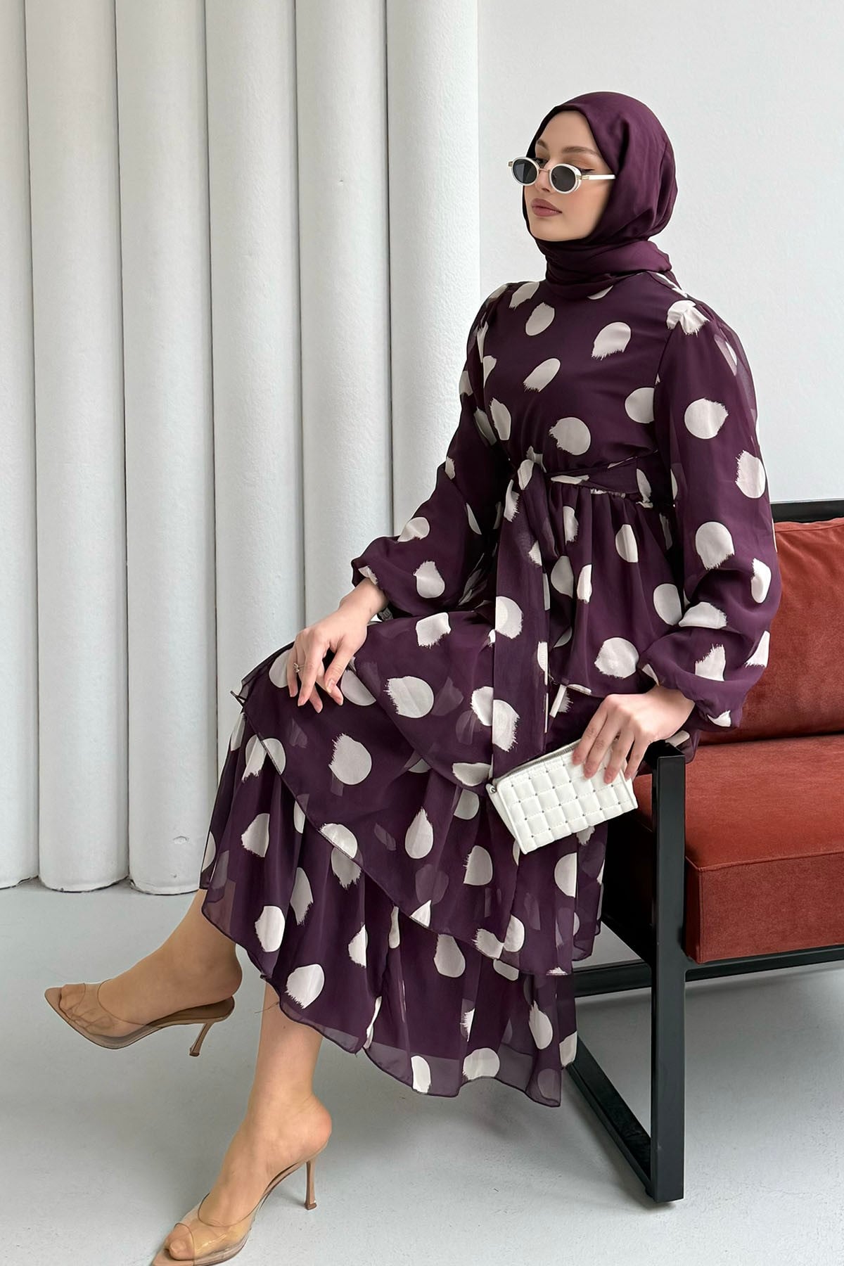 Puantiyeli Kat Katlı Şifon Tesettür Elbise-MÜRDÜM