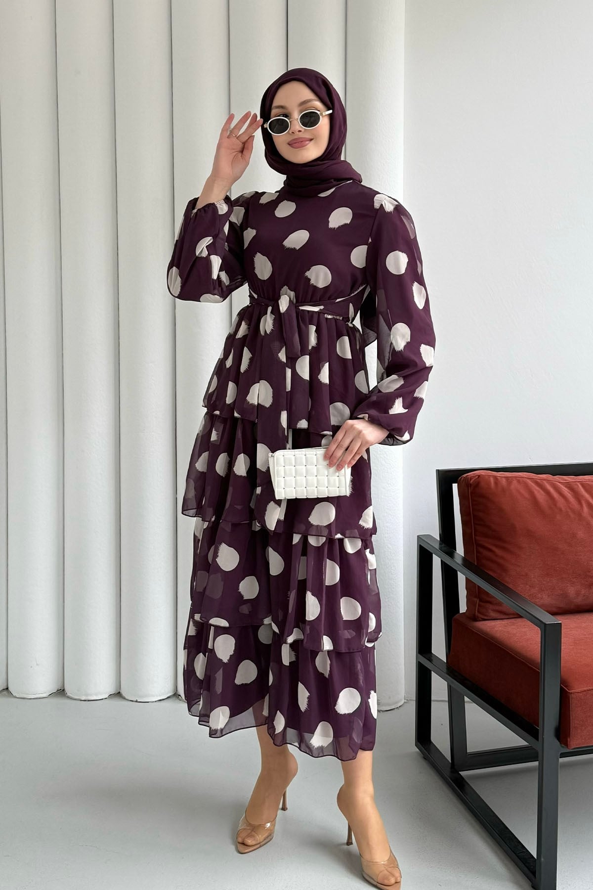 Puantiyeli Kat Katlı Şifon Tesettür Elbise-MÜRDÜM