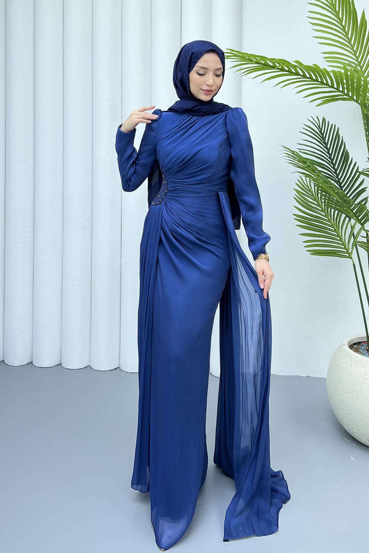 Sağ Taraf Taş İşlemeli Kuyruklu Tesettür Abiye-İNDİGO