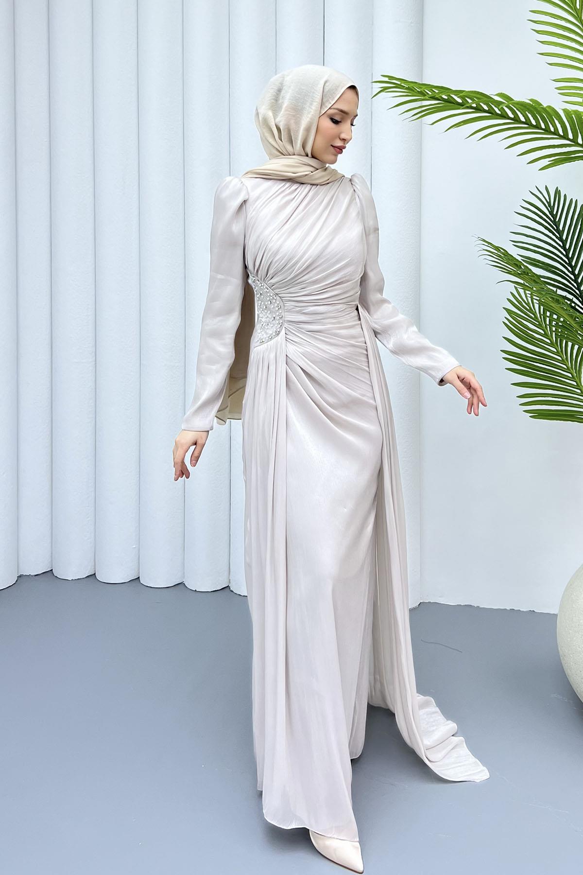 Sağ Taraf Taş İşlemeli Kuyruklu Tesettür Abiye-TAŞ