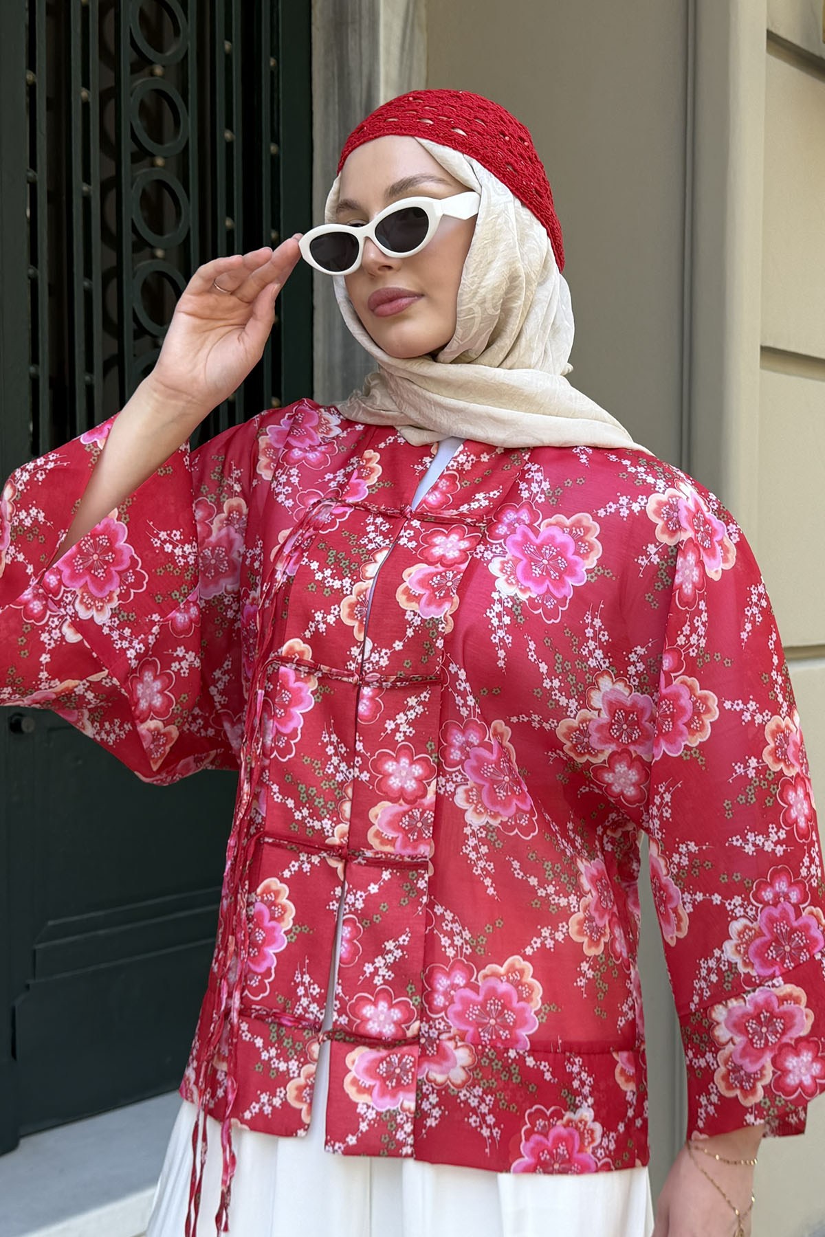 Süslü Düğmeli Dijital Baskı Bohem Motif Kimono-KIRMIZI
