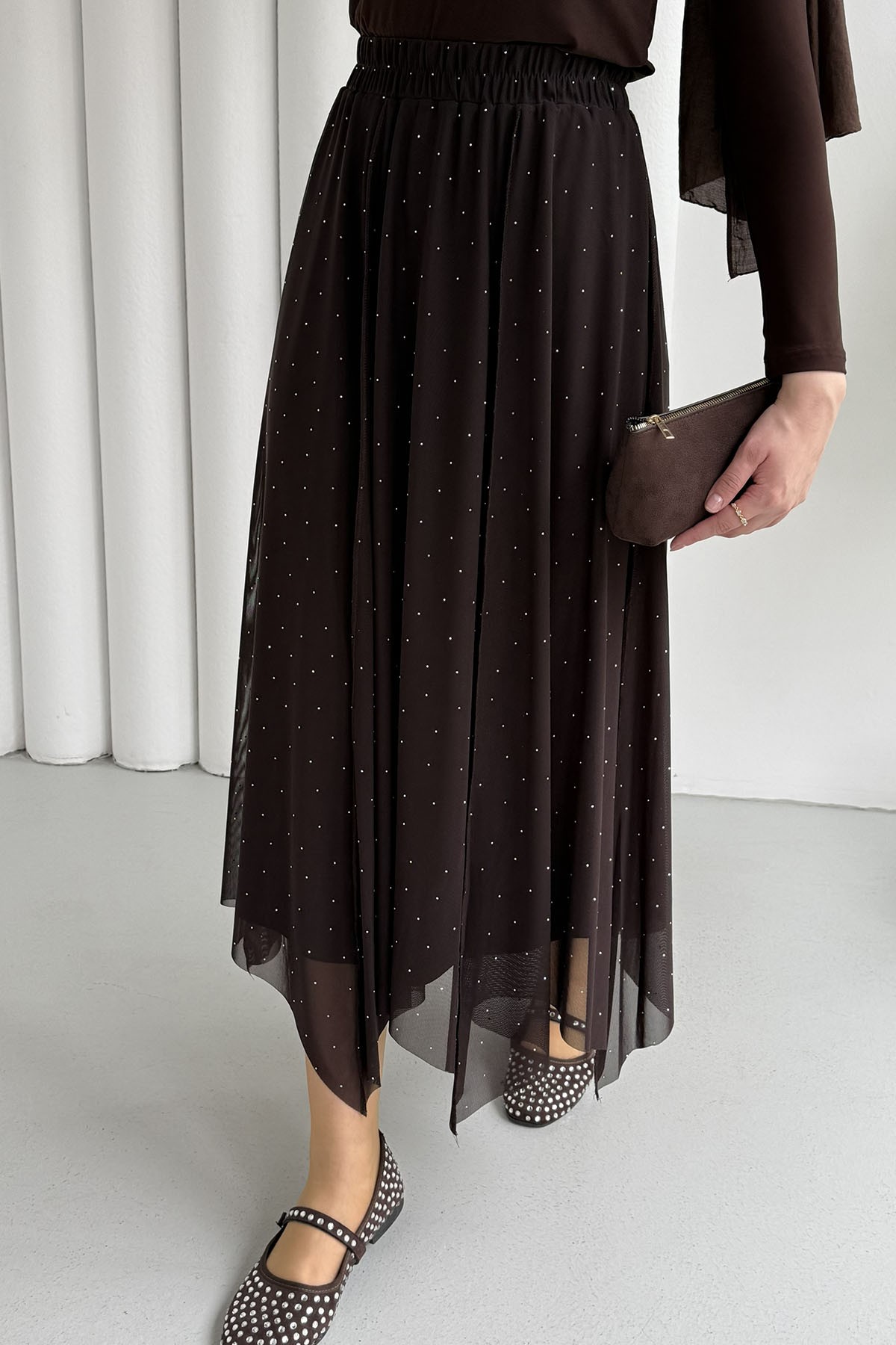 Taş Serpmeli Asimetrik Kesim Etek-KAHVERENGİ