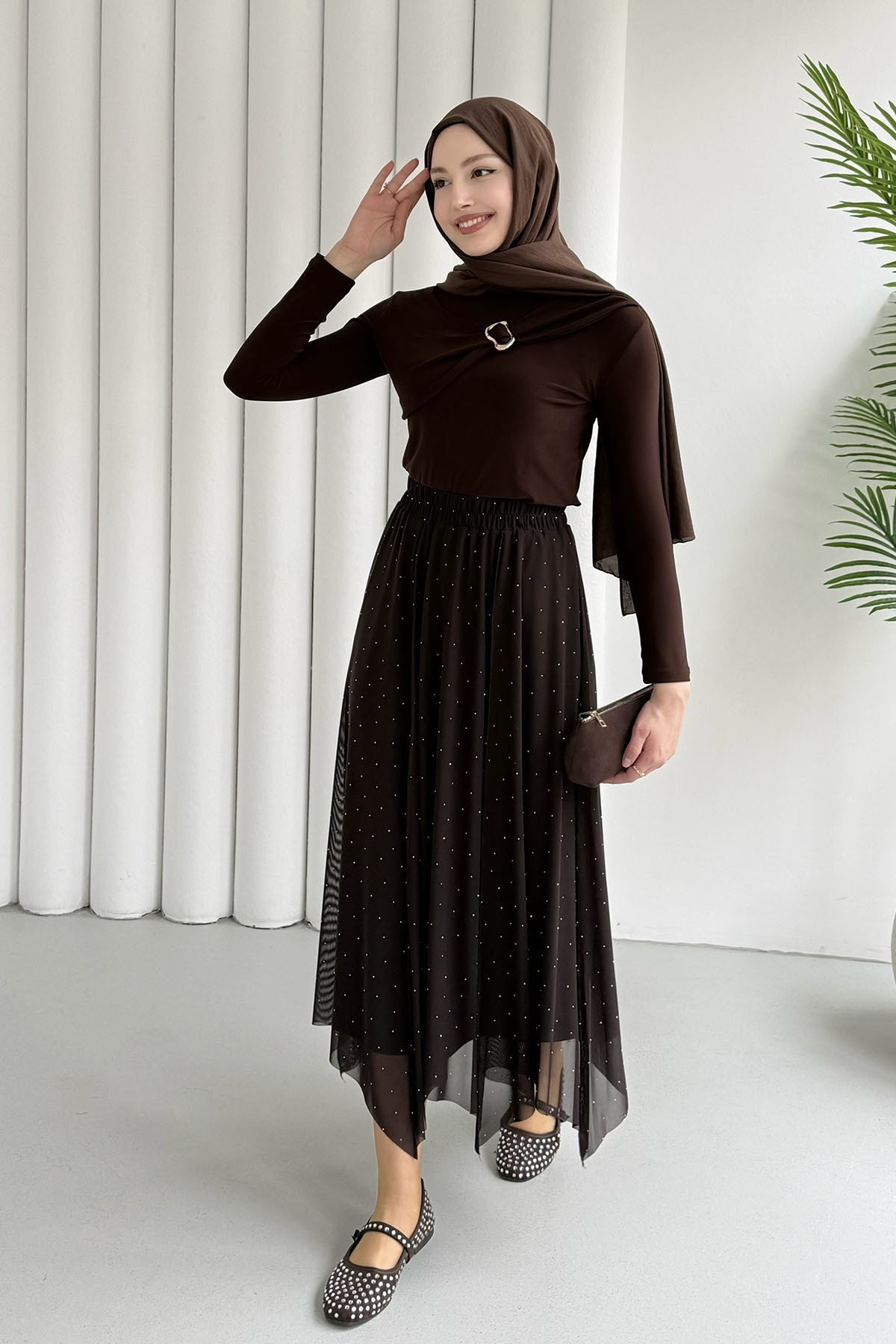 Taş Serpmeli Asimetrik Kesim Etek-KAHVERENGİ