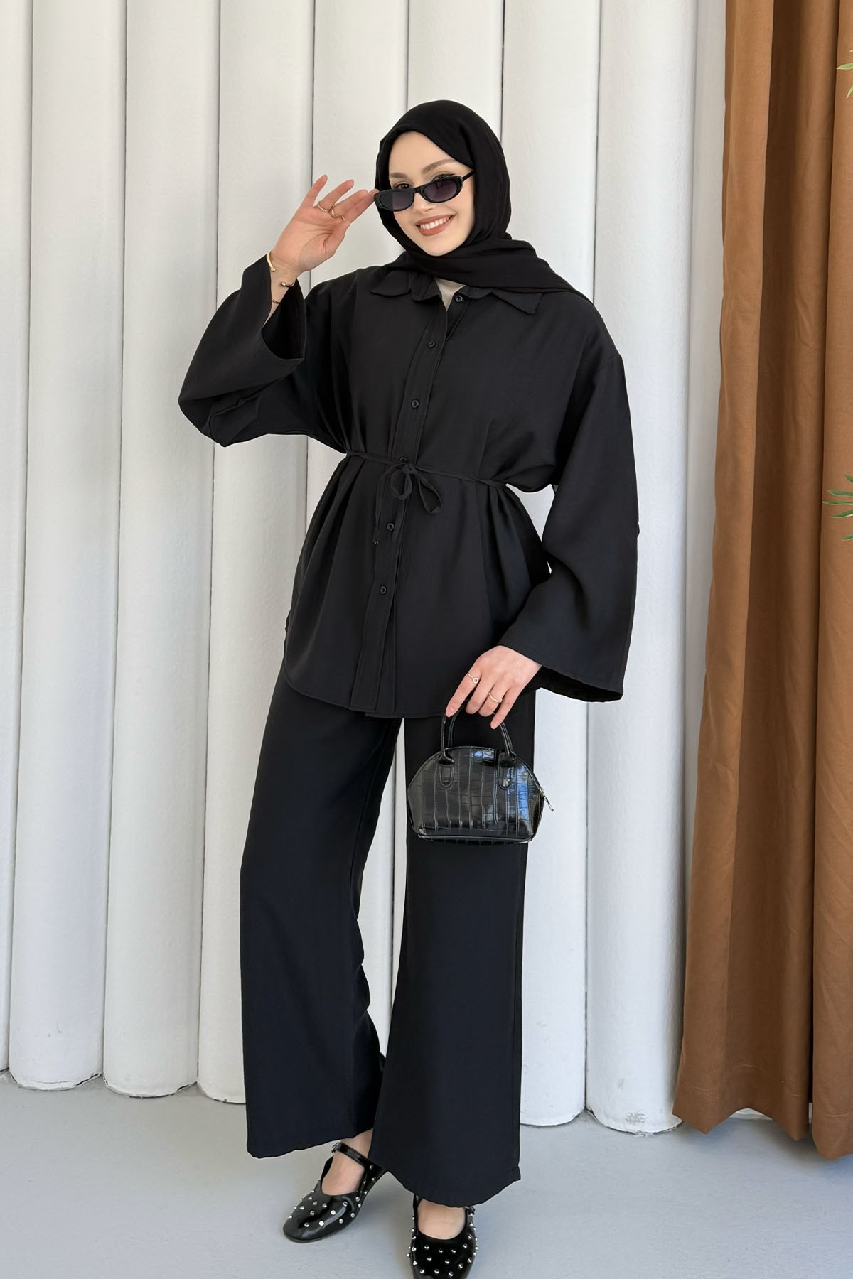 Tensel Kumaş Gömlekli Pantolonlu Tesettür Takım-SİYAH