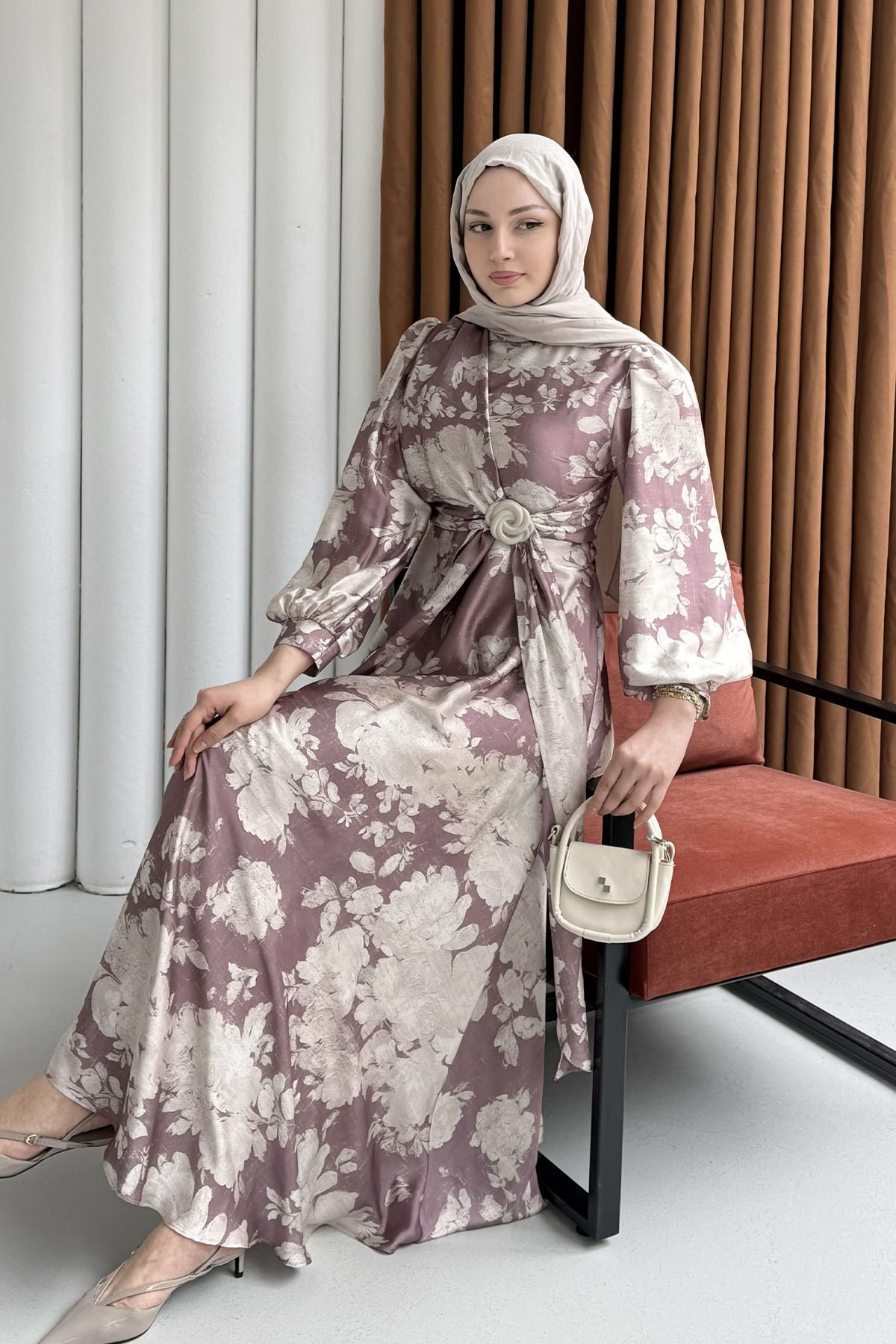 Toka Detaylı Baskılı Saten Kumaş Tesettür Elbise-GÜL KURUSU