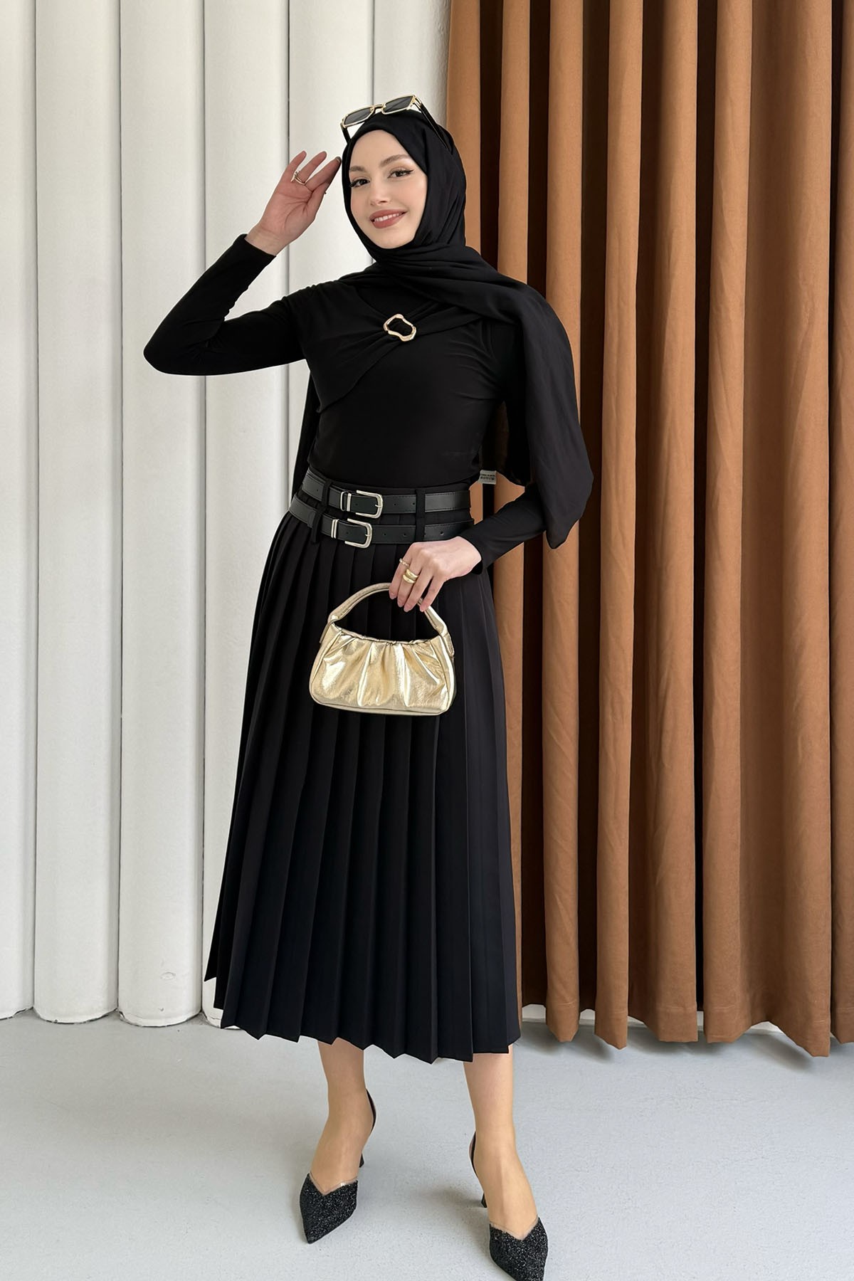 Toka Detaylı Sandy Bluz-SİYAH