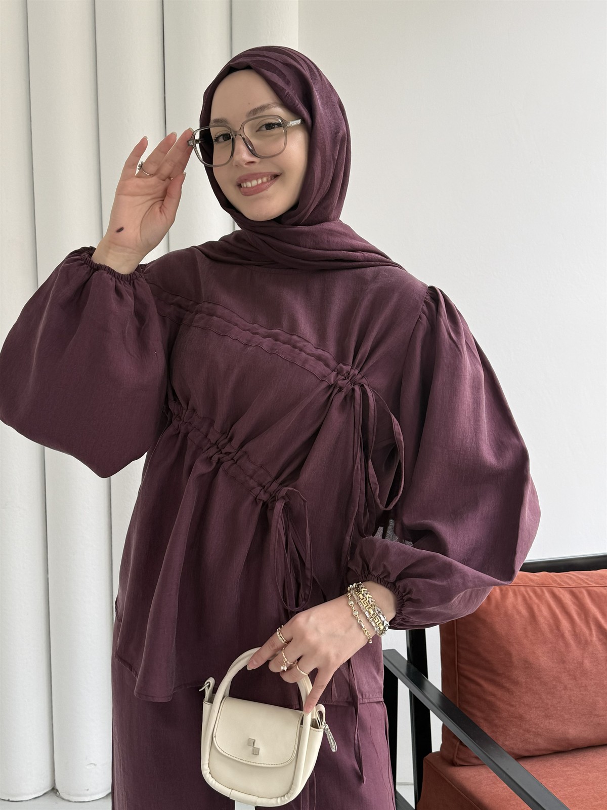 Tüneli Bağcık Detaylı Tesettür Takım-MÜRDÜM