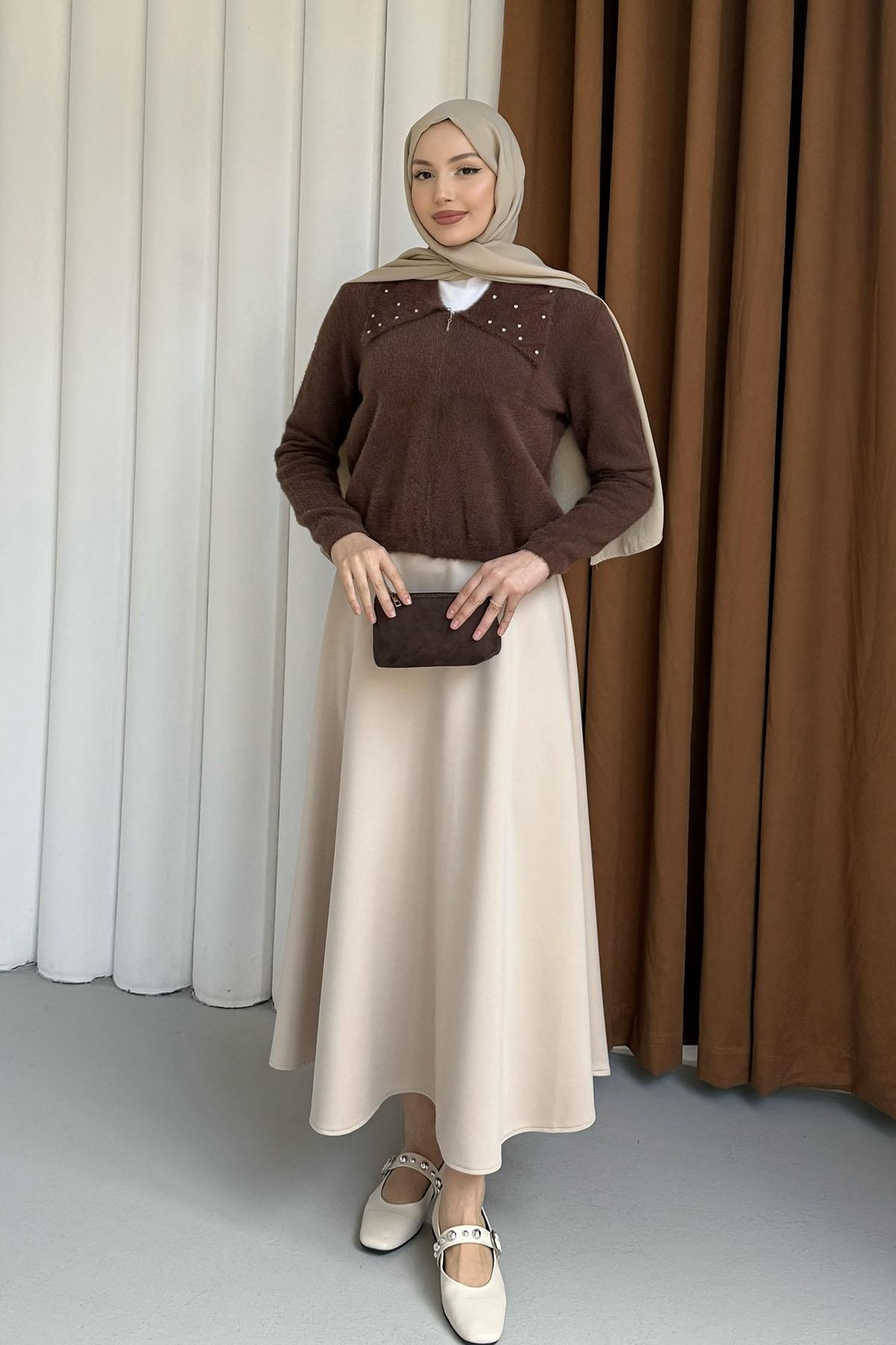 Yaka Taş Detaylı Fermuarlı Triko Hırka-KAHVERENGİ