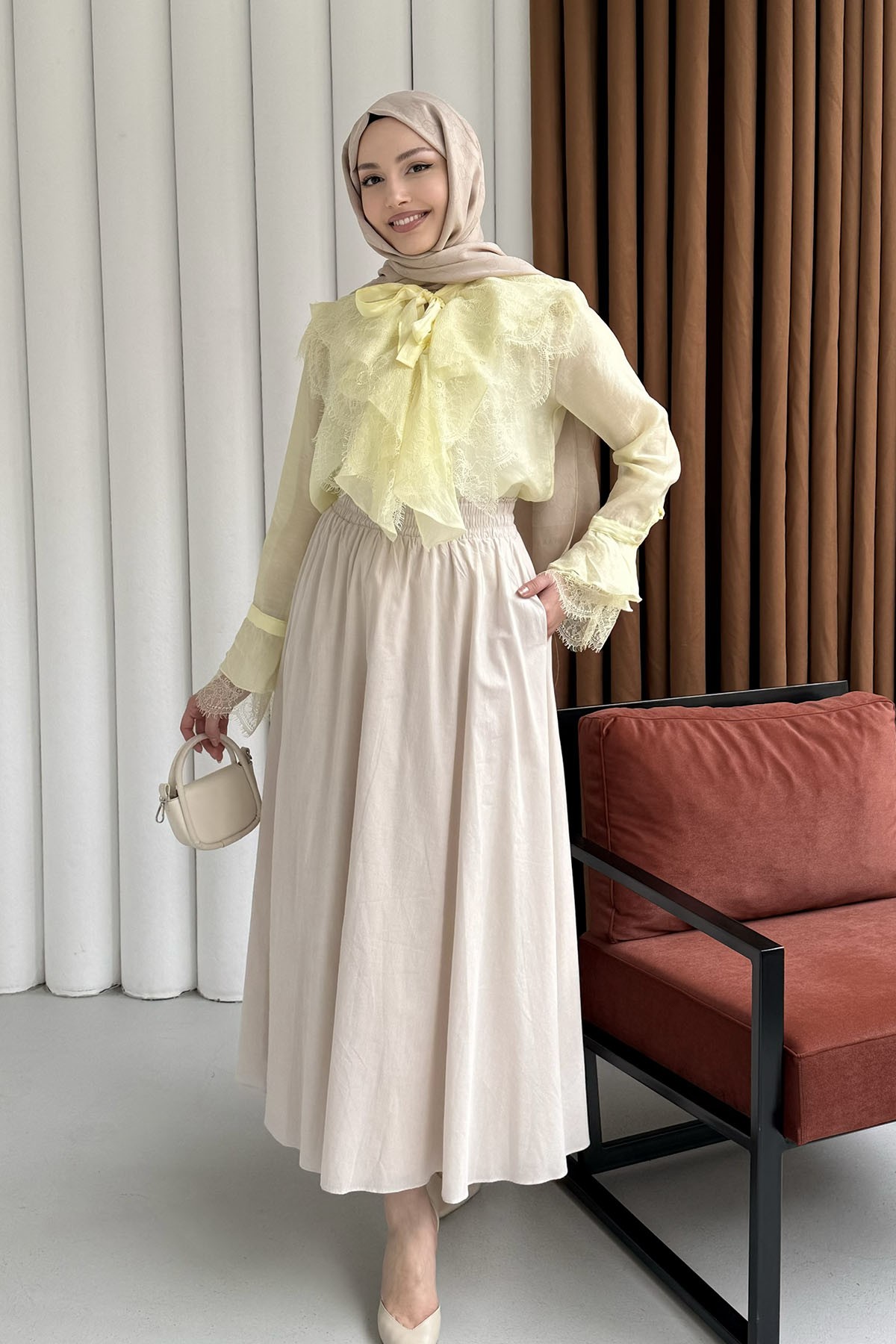 Yaka Ve Kol Dantel Fırfır Detay Gömlek-SARI