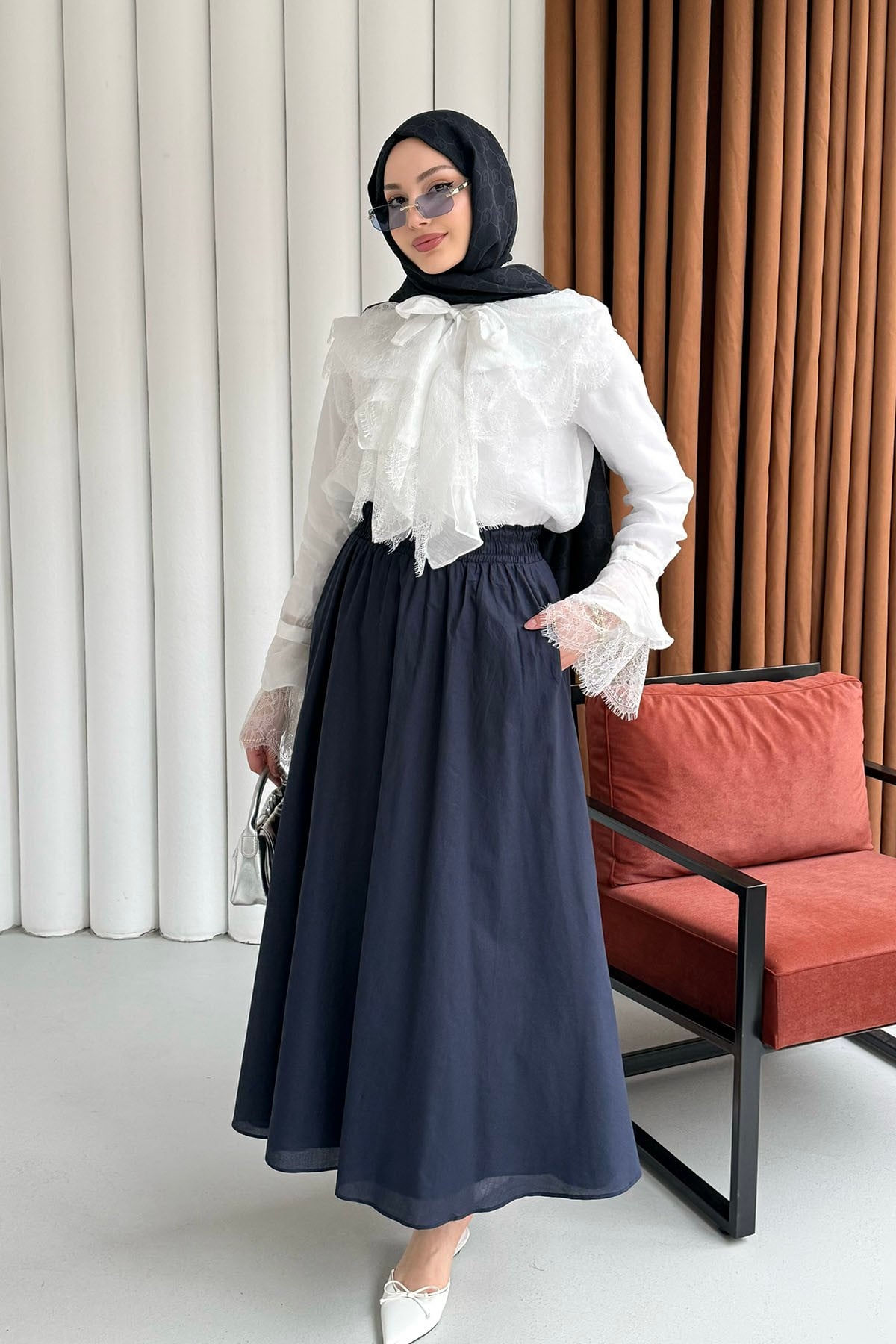 Yaka Ve Kol Dantel Fırfır Detay Gömlek-BEYAZ