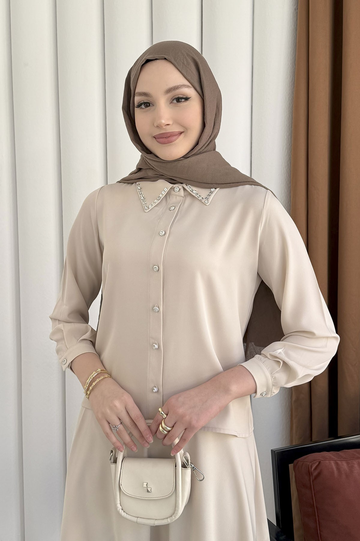 Yakası Taş İşlemeli Etekli Tesettür Takım-TAŞ