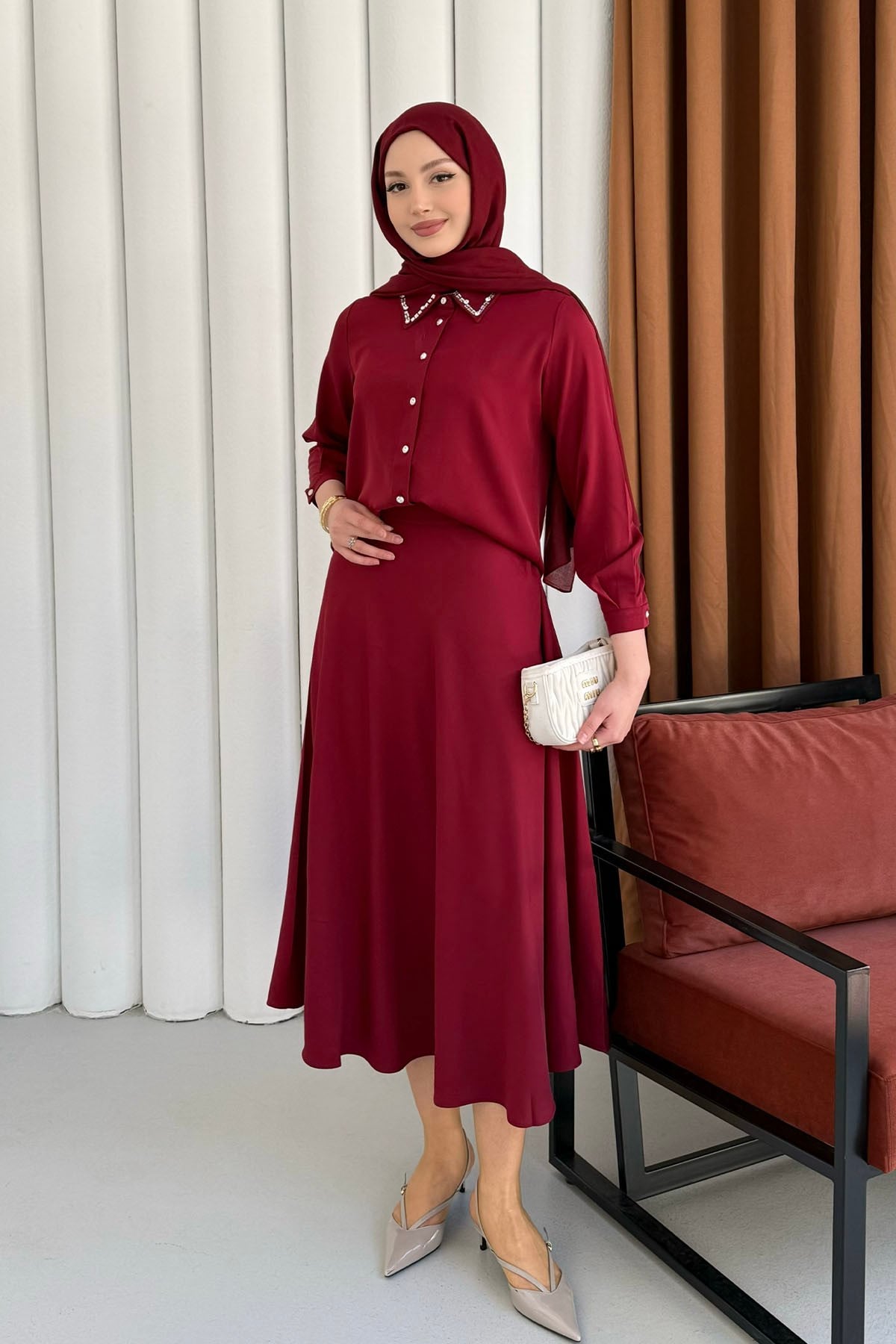 Yakası Taş İşlemeli Etekli Tesettür Takım-BORDO