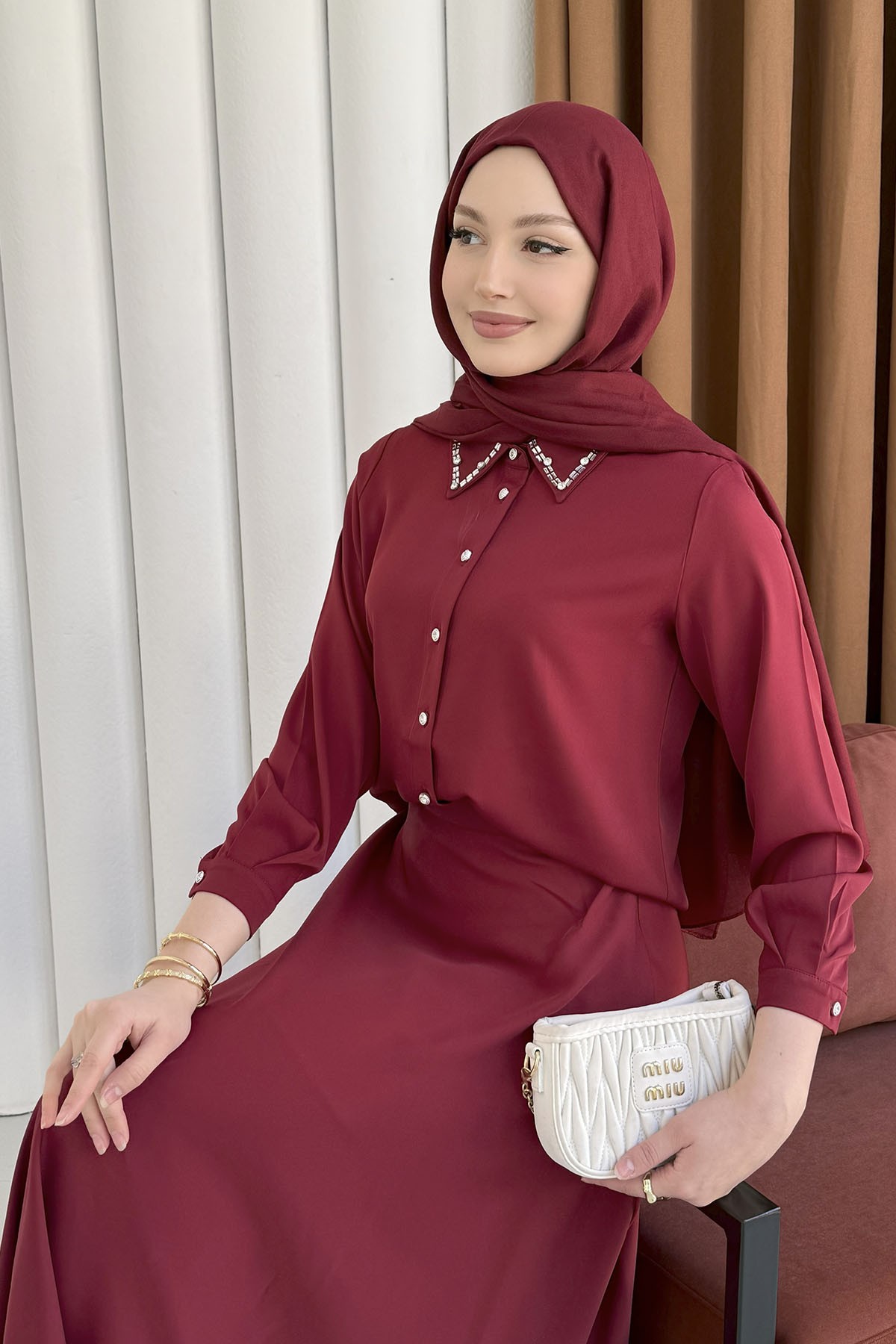 Yakası Taş İşlemeli Etekli Tesettür Takım-BORDO