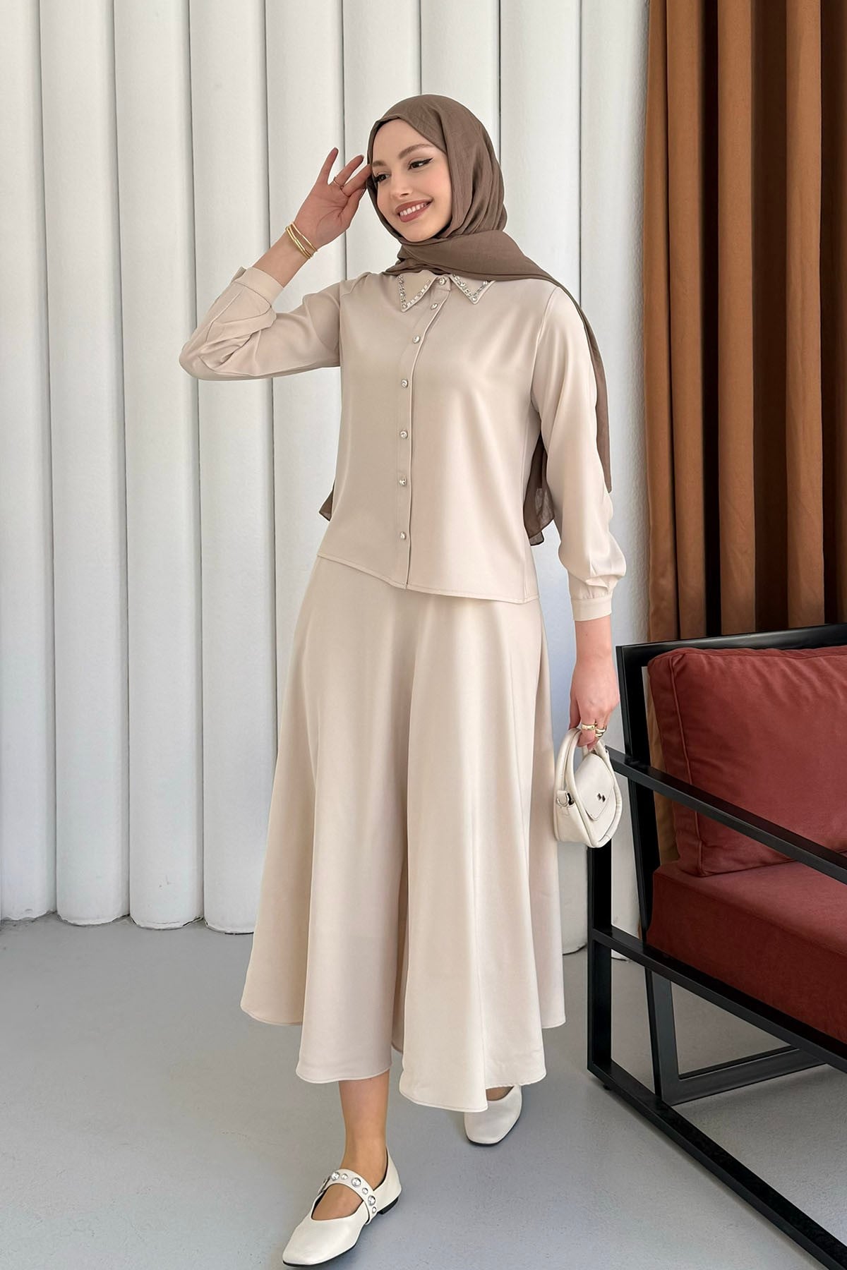 Yakası Taş İşlemeli Etekli Tesettür Takım-TAŞ