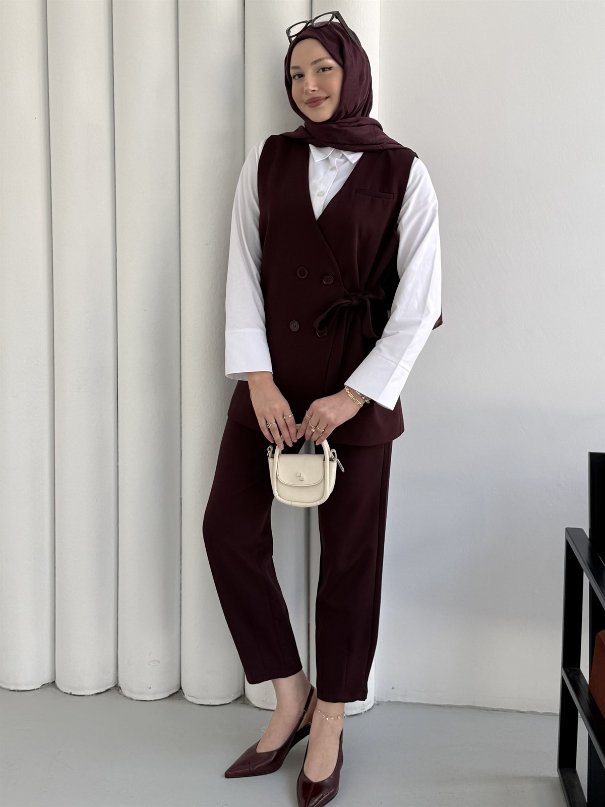 Yan Bağlama Detaylı Yelekli Pantolon Tesettür Takım-BORDO