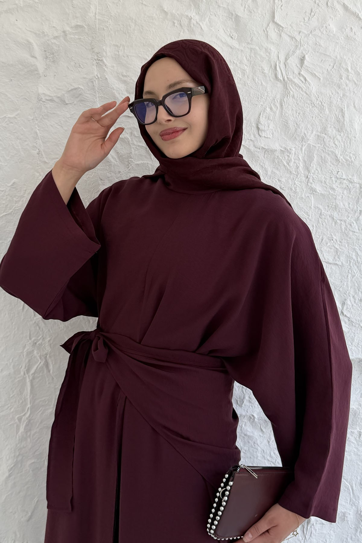 Yandan Yırtmaçlı Omuz Şallı Premium Tesettür Takım-BORDO