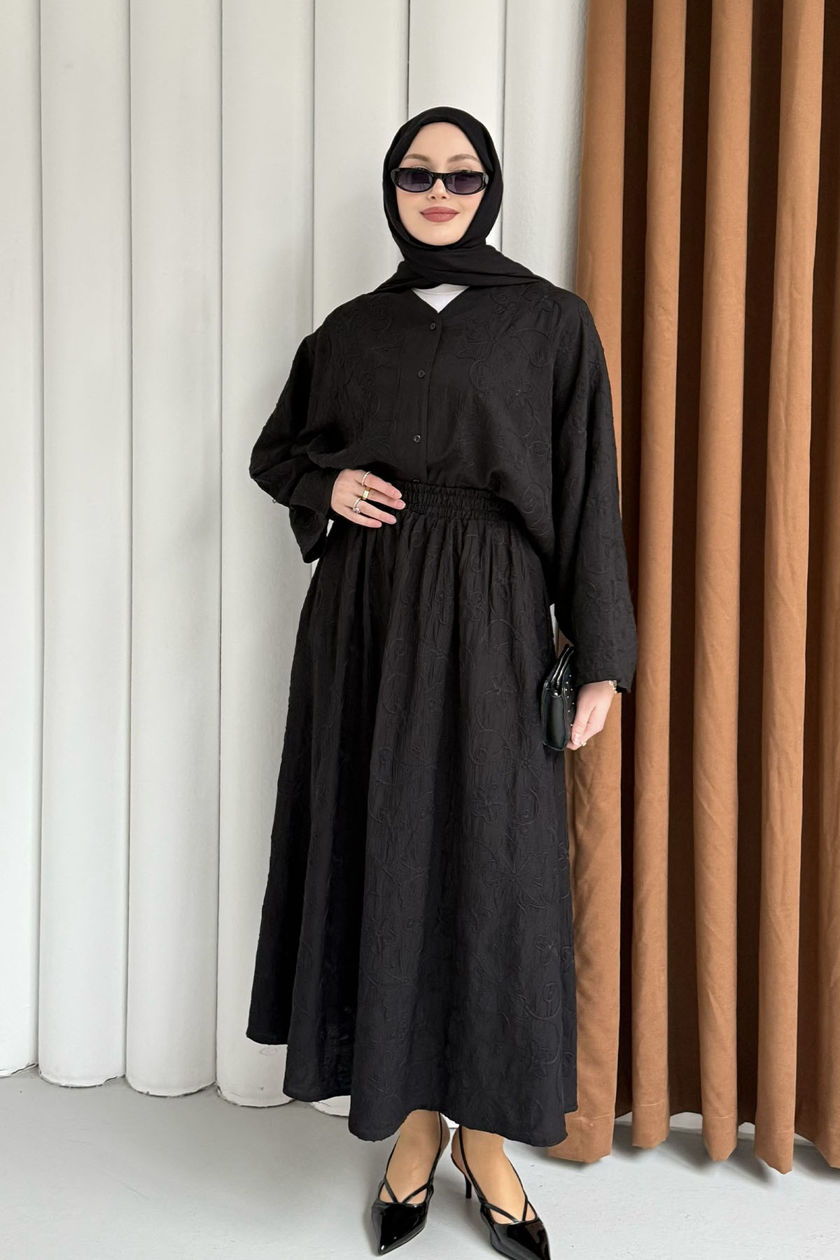 Yarasa Kol Kendinden Desenli Bel Lastikli Etekli Tesettür Takım-SİYAH