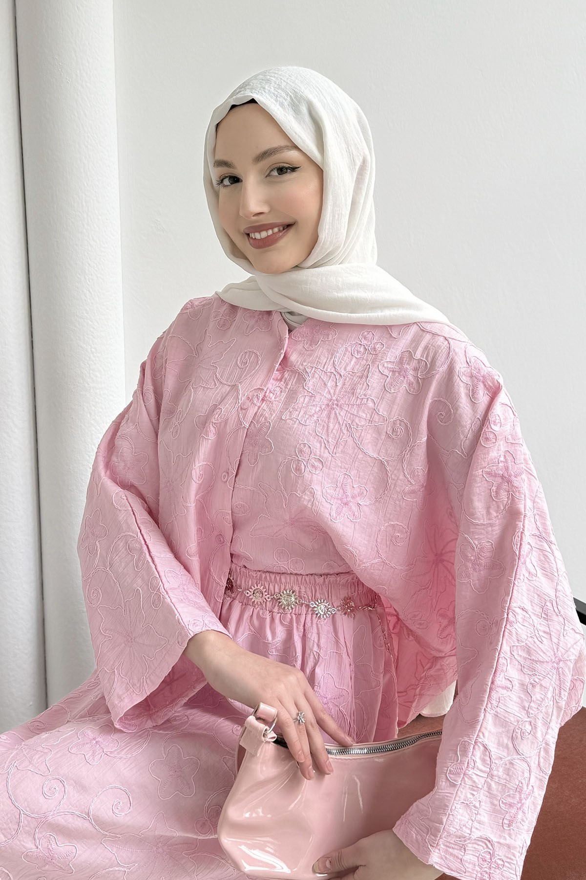 Yarasa Kol Kendinden Desenli Bel Lastikli Etekli Tesettür Takım-PEMBE