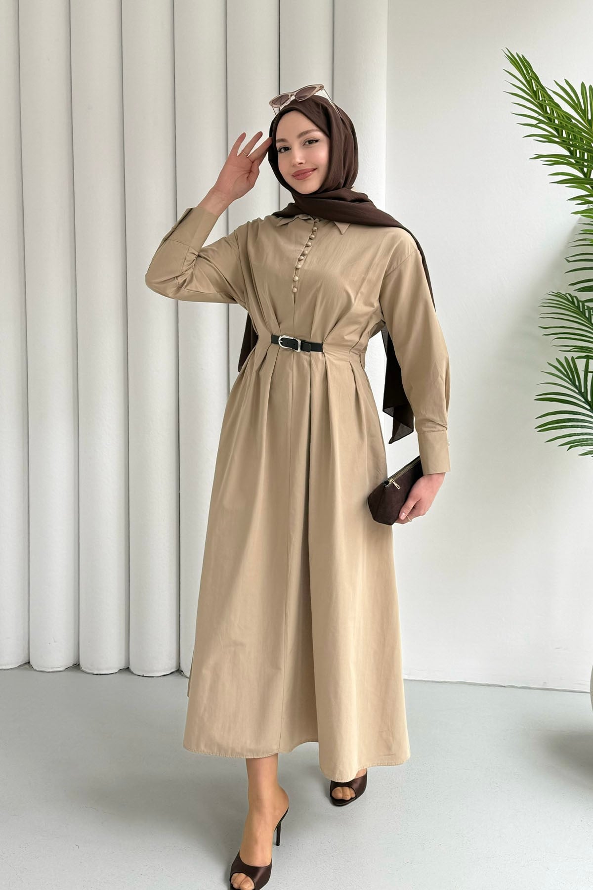 Yarım Düğmeli Bele Oturan Kemer Detaylı Tesettür Elbise-TAŞ