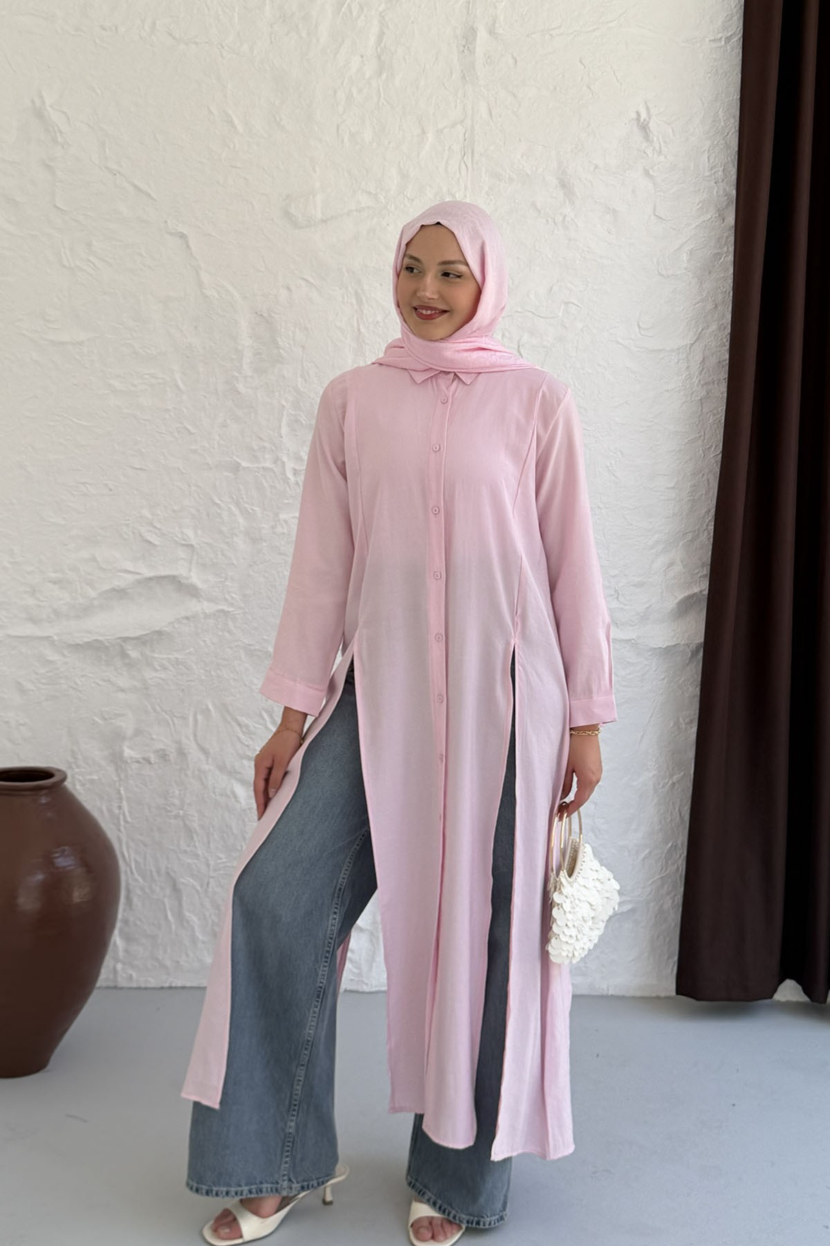 Yırtmaç Detaylı Boydan Düğmeli Tasarım Tunik-PEMBE