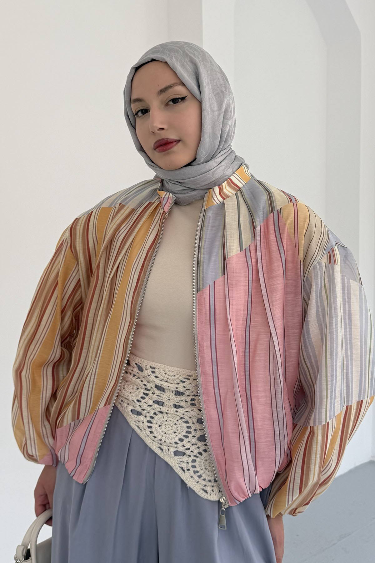 ZR Model Bomber Ceket-PEMBE