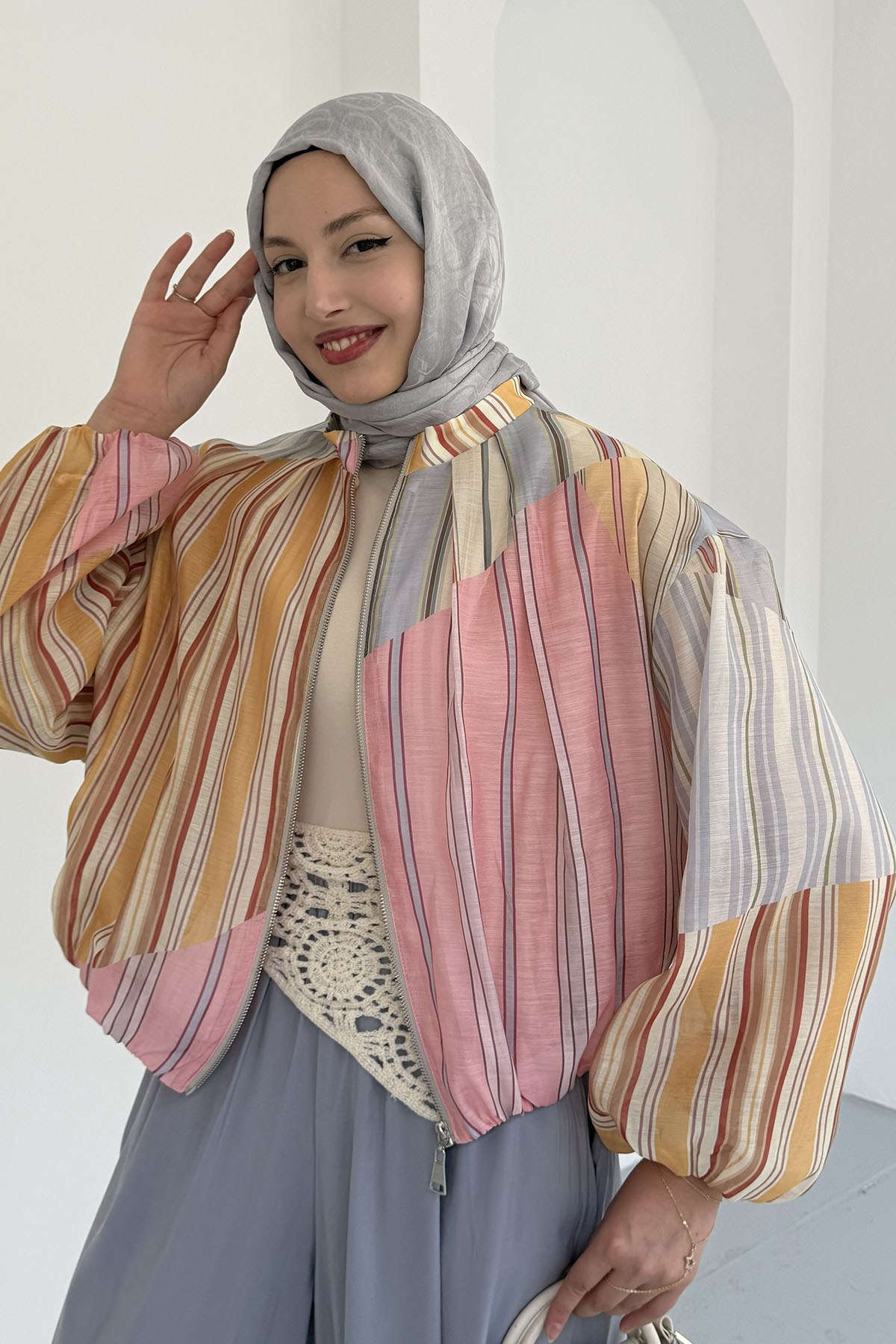 ZR Model Bomber Ceket-PEMBE