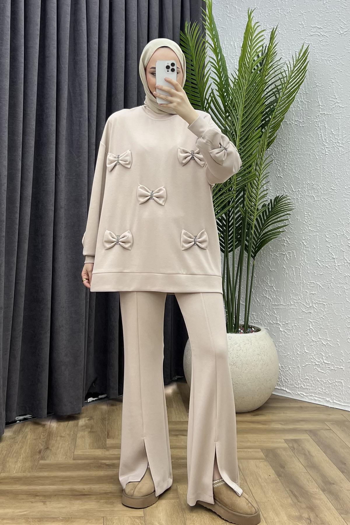 Pantolonu Yırtmaçlı Fiyonuklu Tesettür Takım-TAŞ