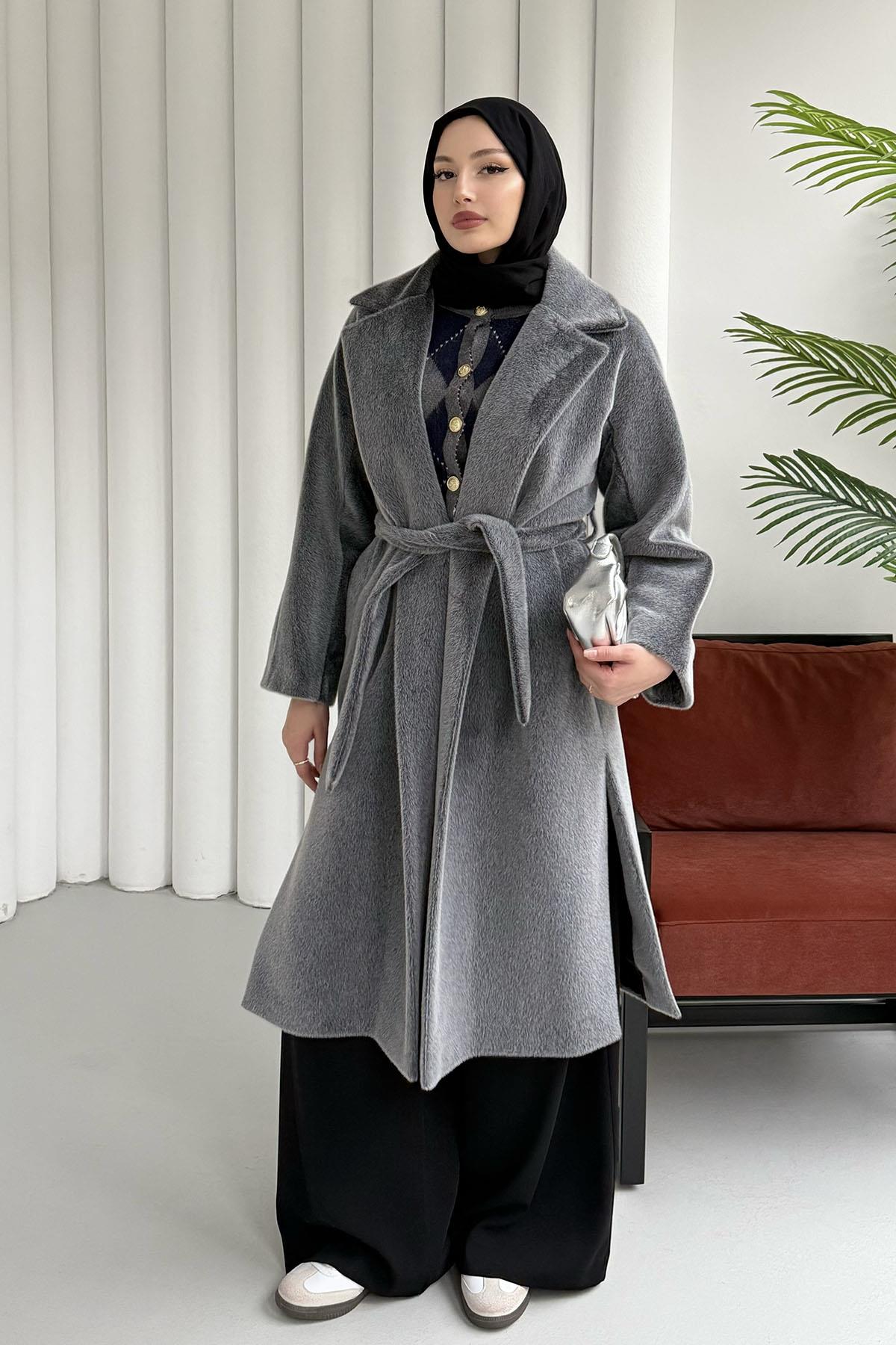 Yandan Yırtmaçlı Kuşaklı Kürk Kaban-GRİ