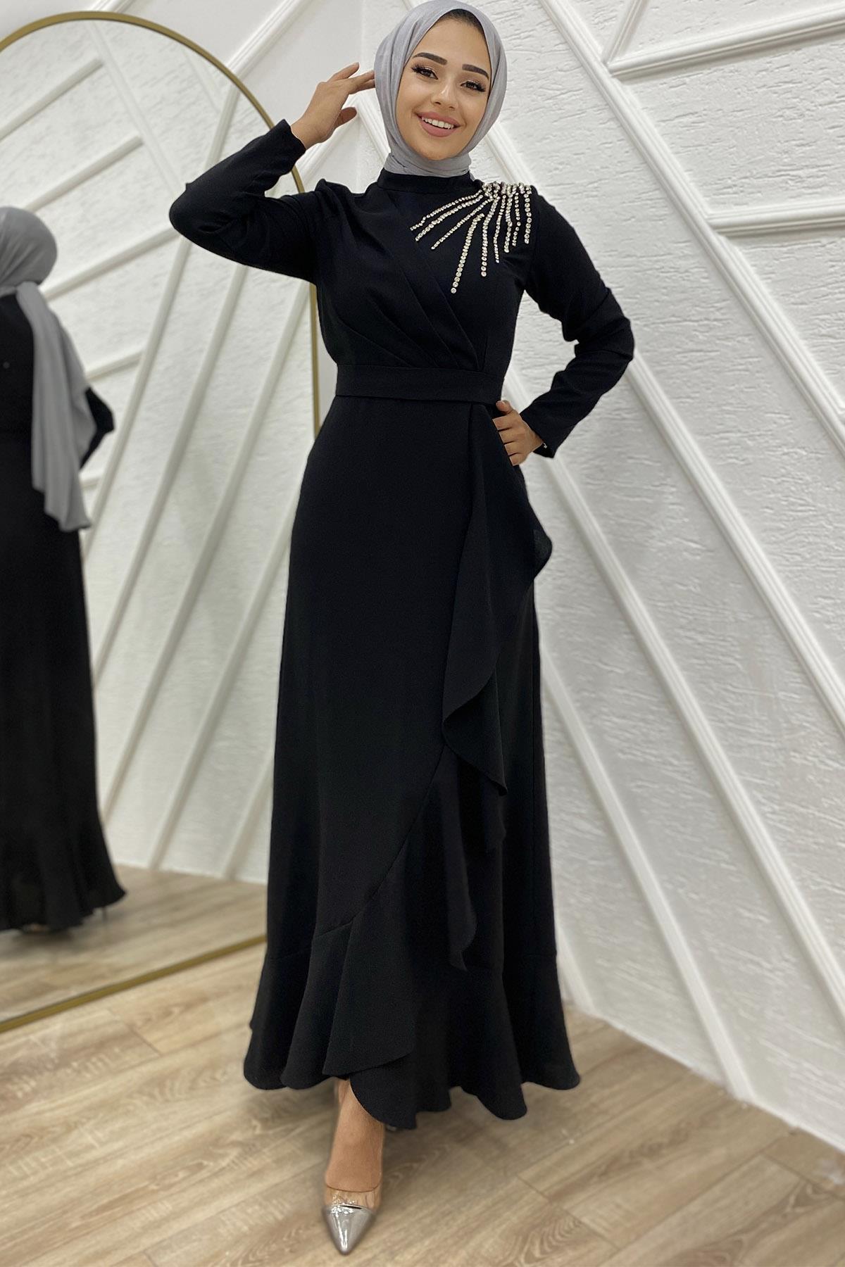 Omzu Taşlı Fırfırlı Krep Elbise-SİYAH - Moda Ensar