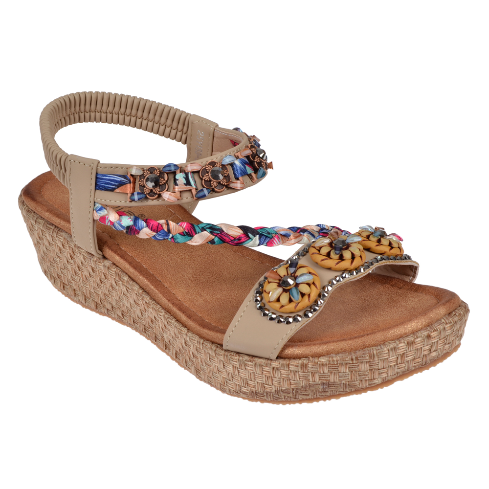 Guja Taşlı Dolgu Taban Kadın Sandalet GJ-153-2 BEJ