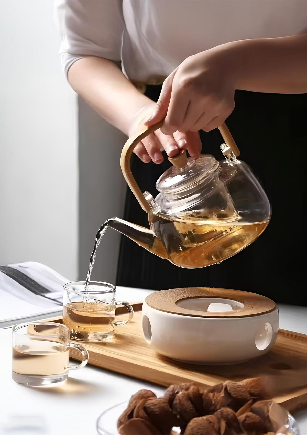 Borosilikat Cam Demlik - Bambu Kulplu Bitki Demliği - Isıya Dayanıklı 800 ML