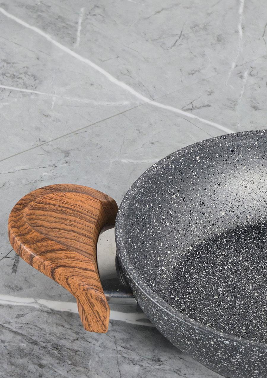 Granit Kaplama Sahan - Alüminyum Döküm, Ahşap Kulplu Sahan -18 CM