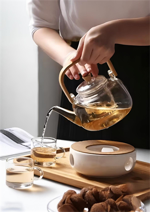 Borosilikat Cam Demlik - Bambu Kulplu Bitki Demliği - Isıya Dayanıklı 800 ML