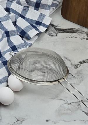 Paslanmaz Mutfak Süzgeç - Sebze Makarna Süzgeci - 18 CM