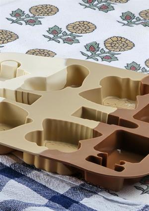 Silikon Kek Kalıbı - Parfüm, Ruj, Çanta, Ayakkabı Desenli 10lu Kurabiye Kalıbı - Isıya Dayanıklı